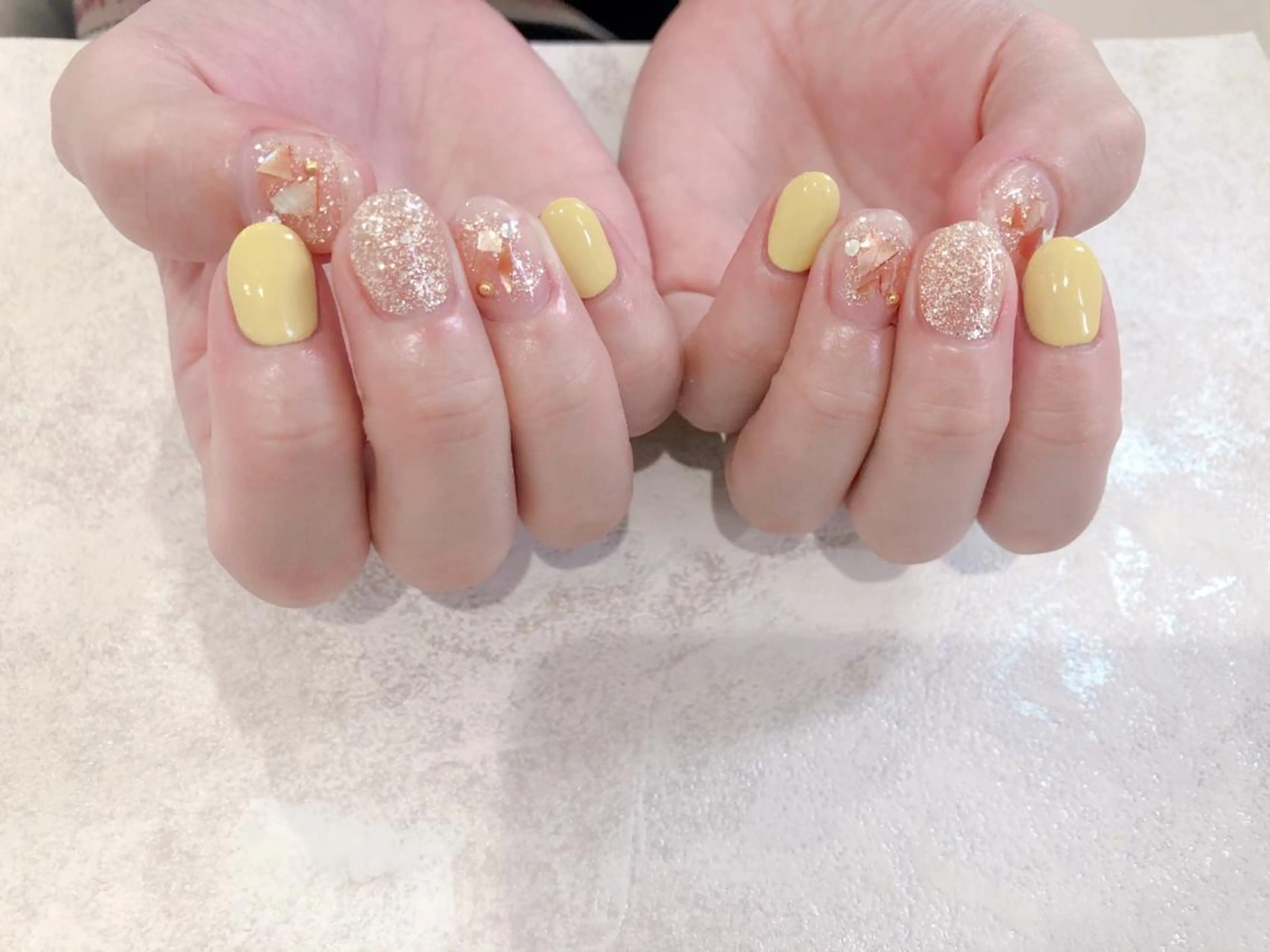 ミディアム キッズ ネイル ジェルネイル パラジェル ピスタチオネイル Luana nail (ルアナネイル)のネイルデザイン