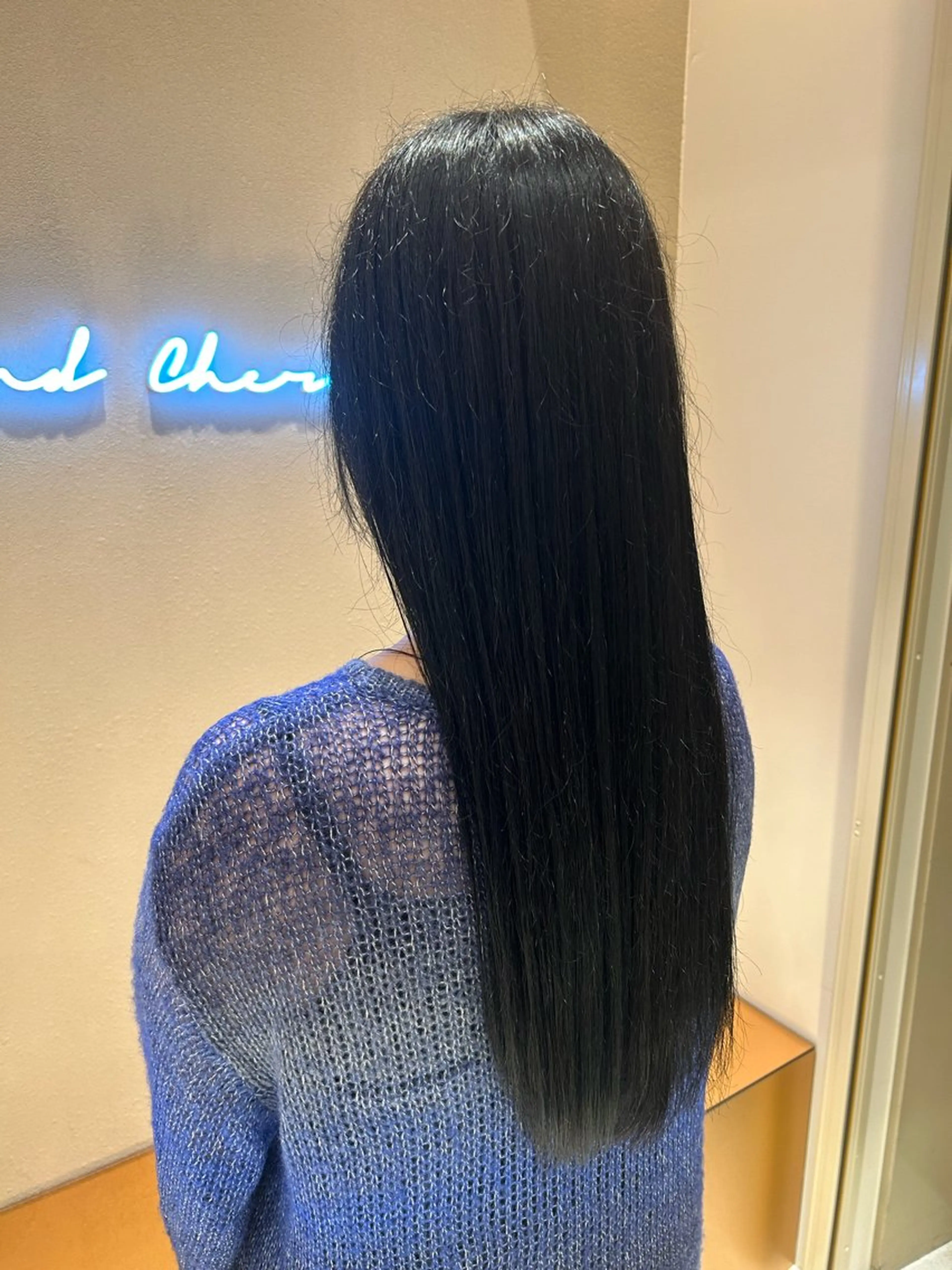 カラー 黒髪 ブルーカラー ブルーブラック 暖色カラ-ෆ˚顔周り 🎀ོ白岩亜実🎀ོのヘアスタイル