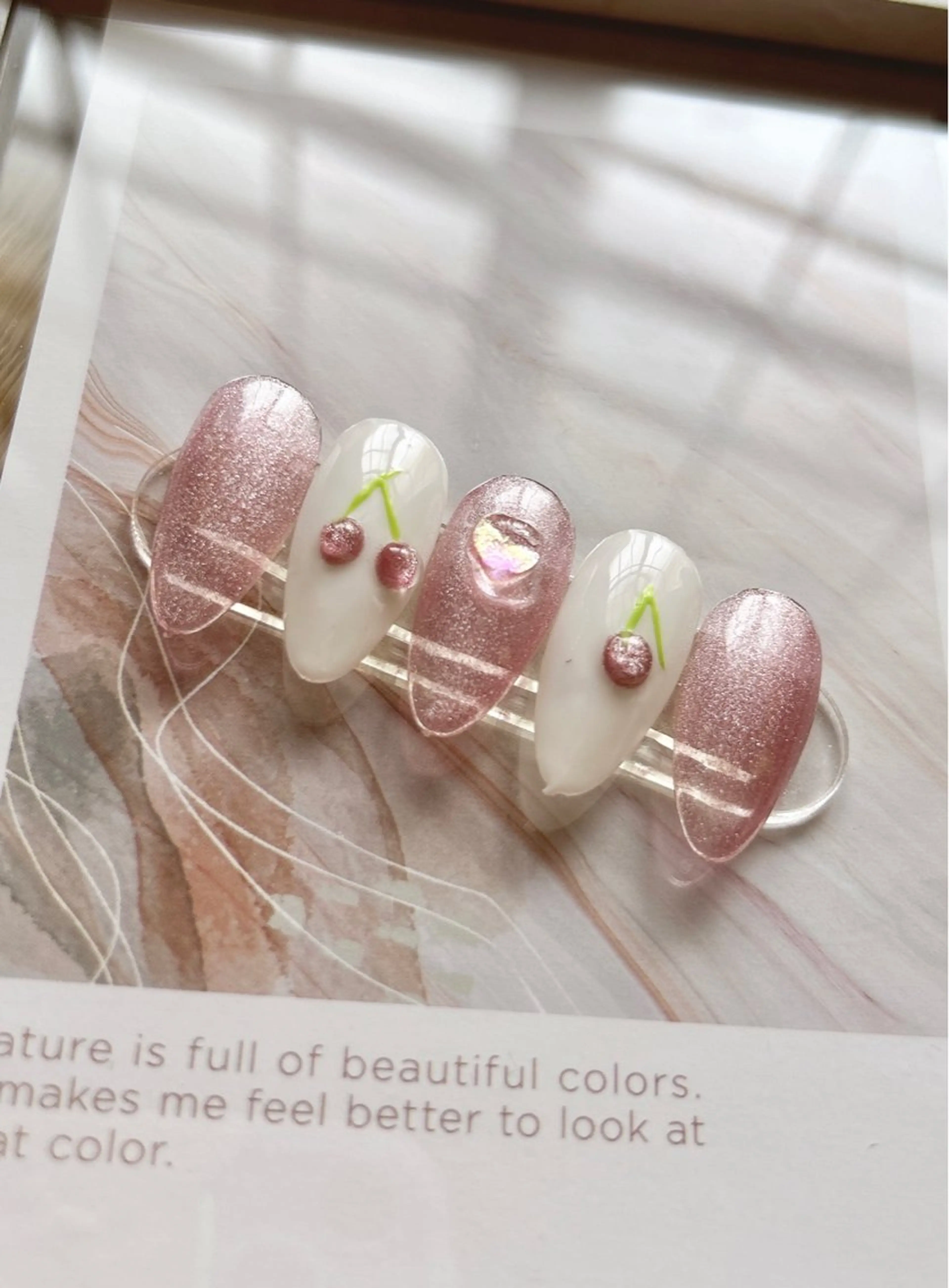 ネイル ハンドネイル コウ ヨウのネイルデザイン