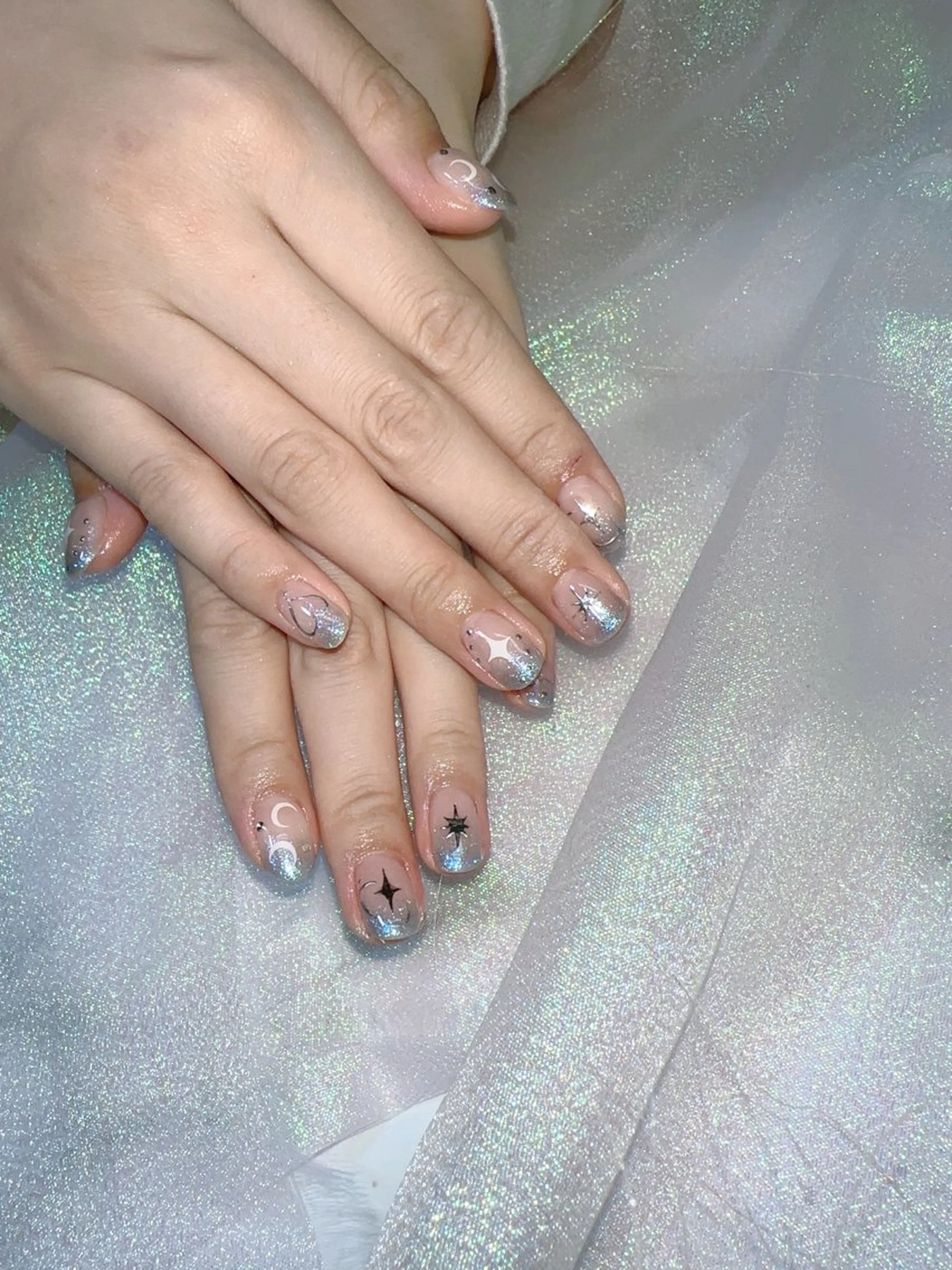 ネイル Hey🌈NAIL 長さ出し専門店のネイルデザイン