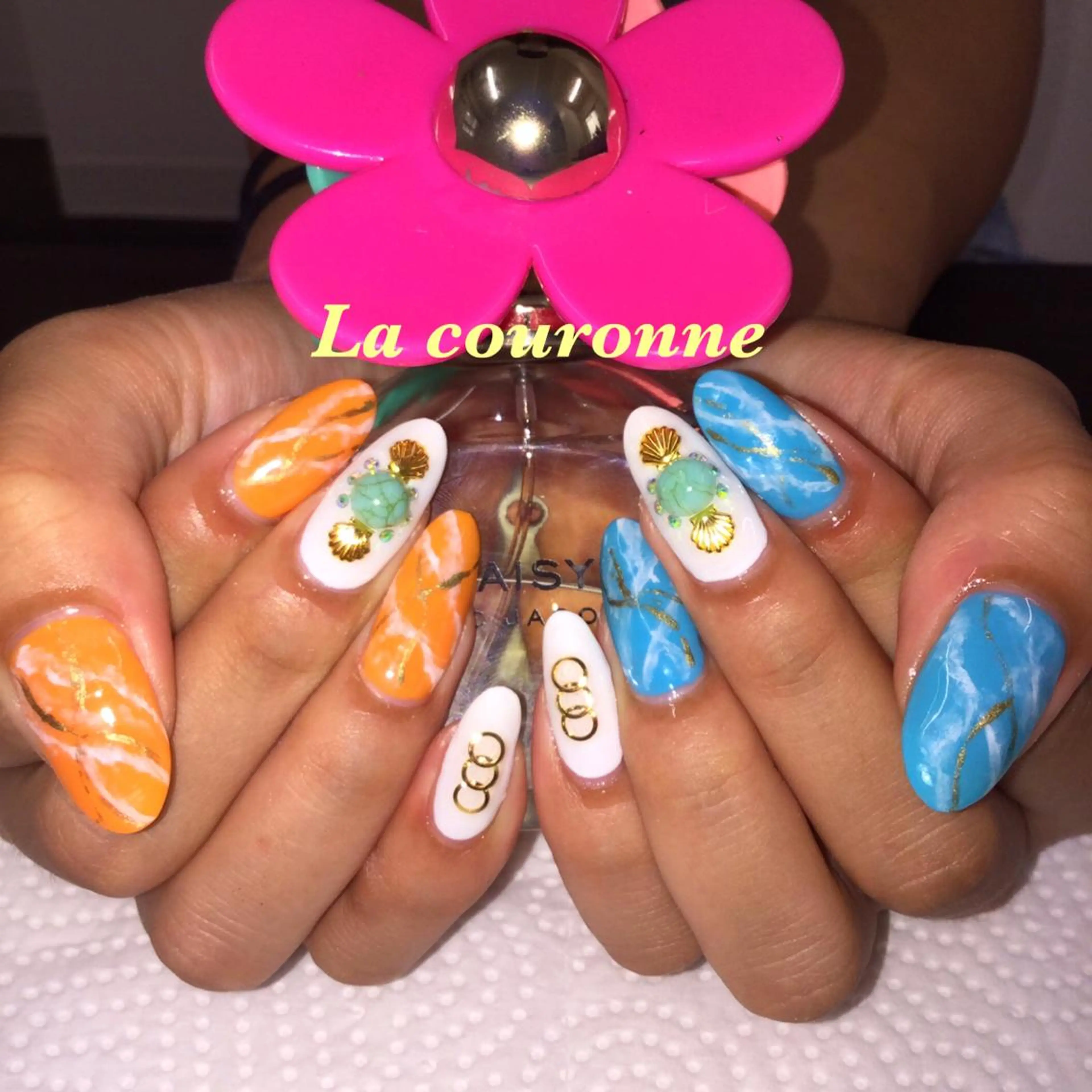 ネイル ハンドネイル Lacouronne NATSUMIのネイルデザイン