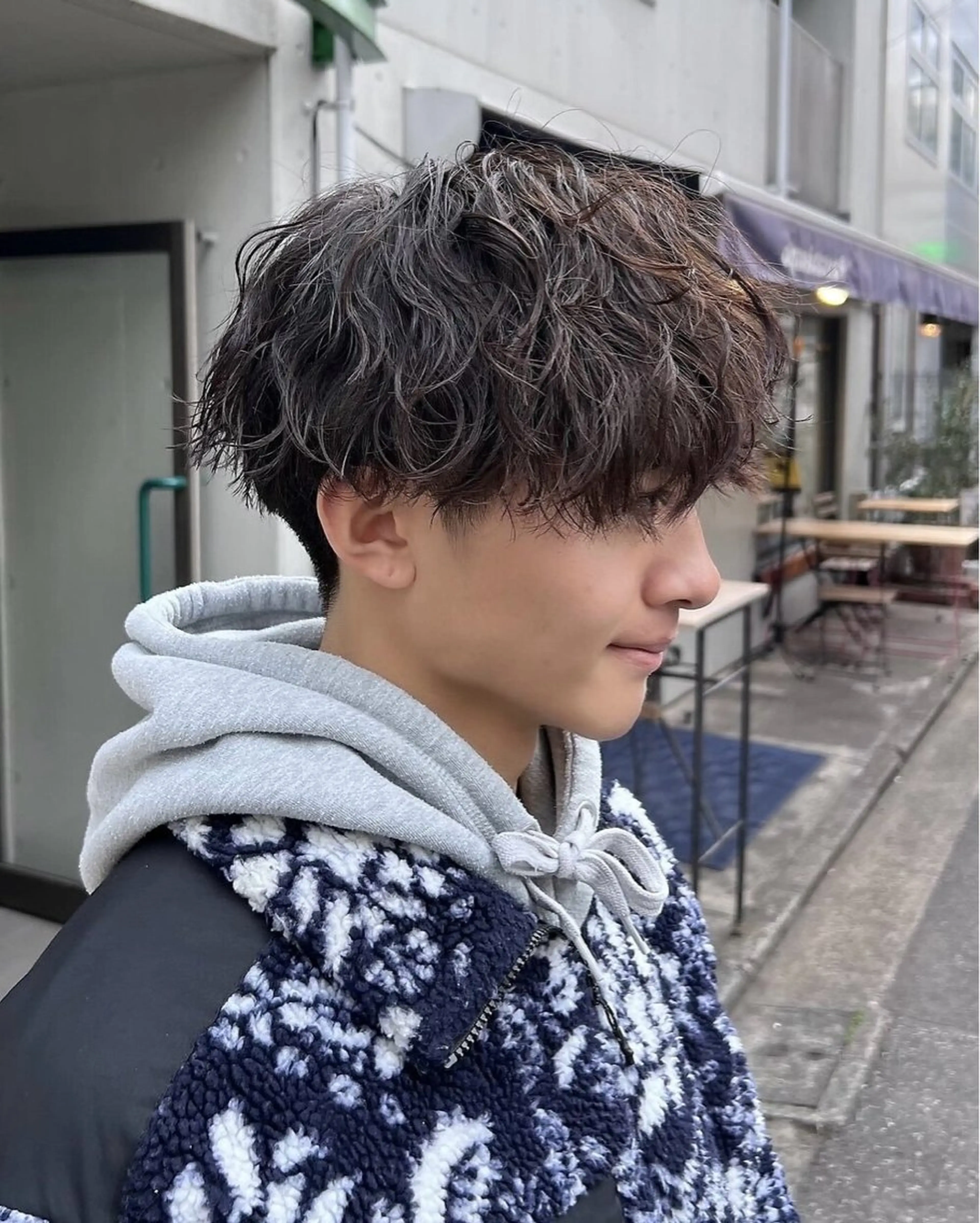 ミディアム パーマ メンズ 波巻きパーマ homme, famille raugh【オム・ファミーユ・ラグ】所属・【メンズ特化】パーマ /マッシュ/たいちのヘアスタイル