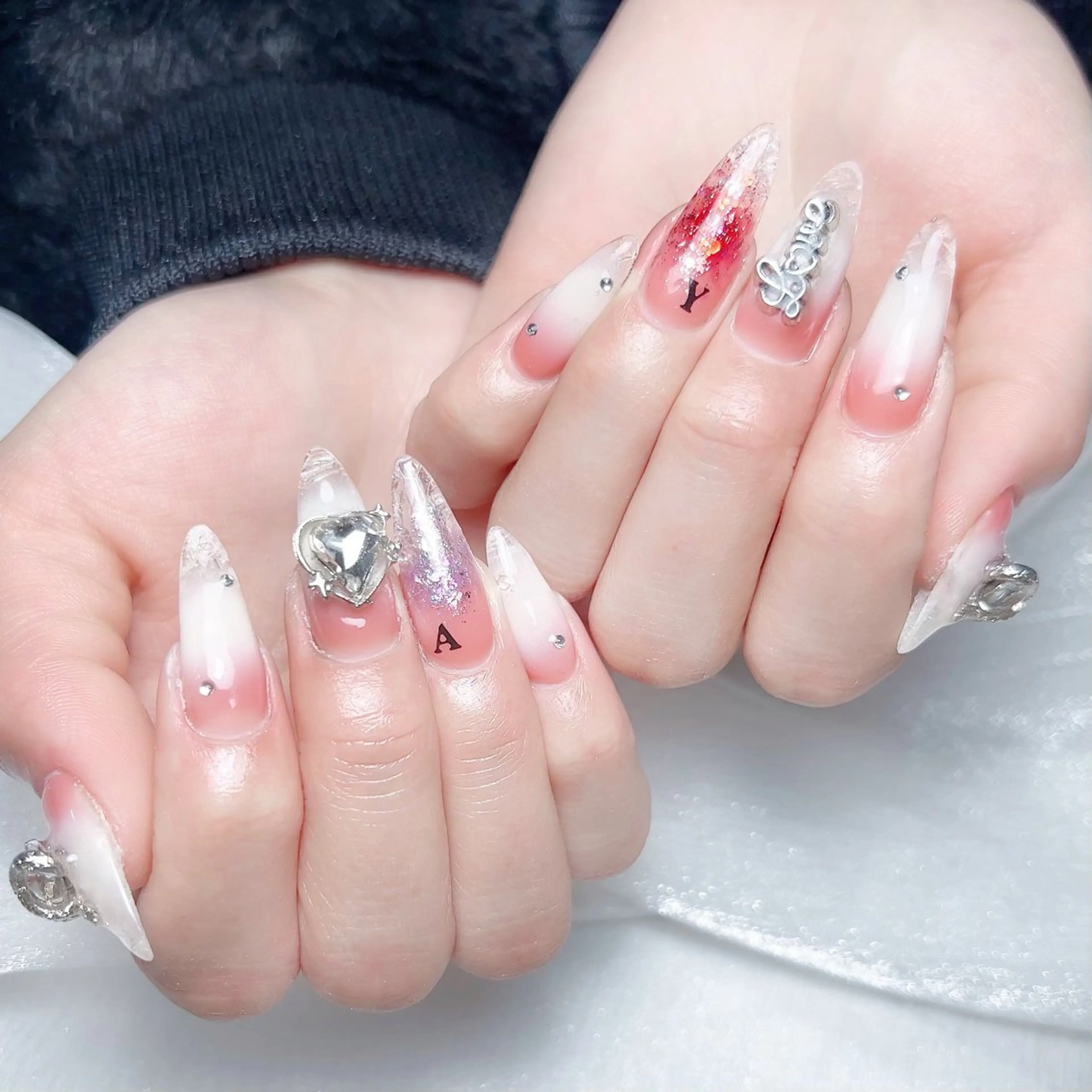 メンズ ネイル メンズ韓国風 アートネイル オーロラネイル ガーリー キラキラネイル ハンドネイル Nail salon 木にいるのネイルデザイン