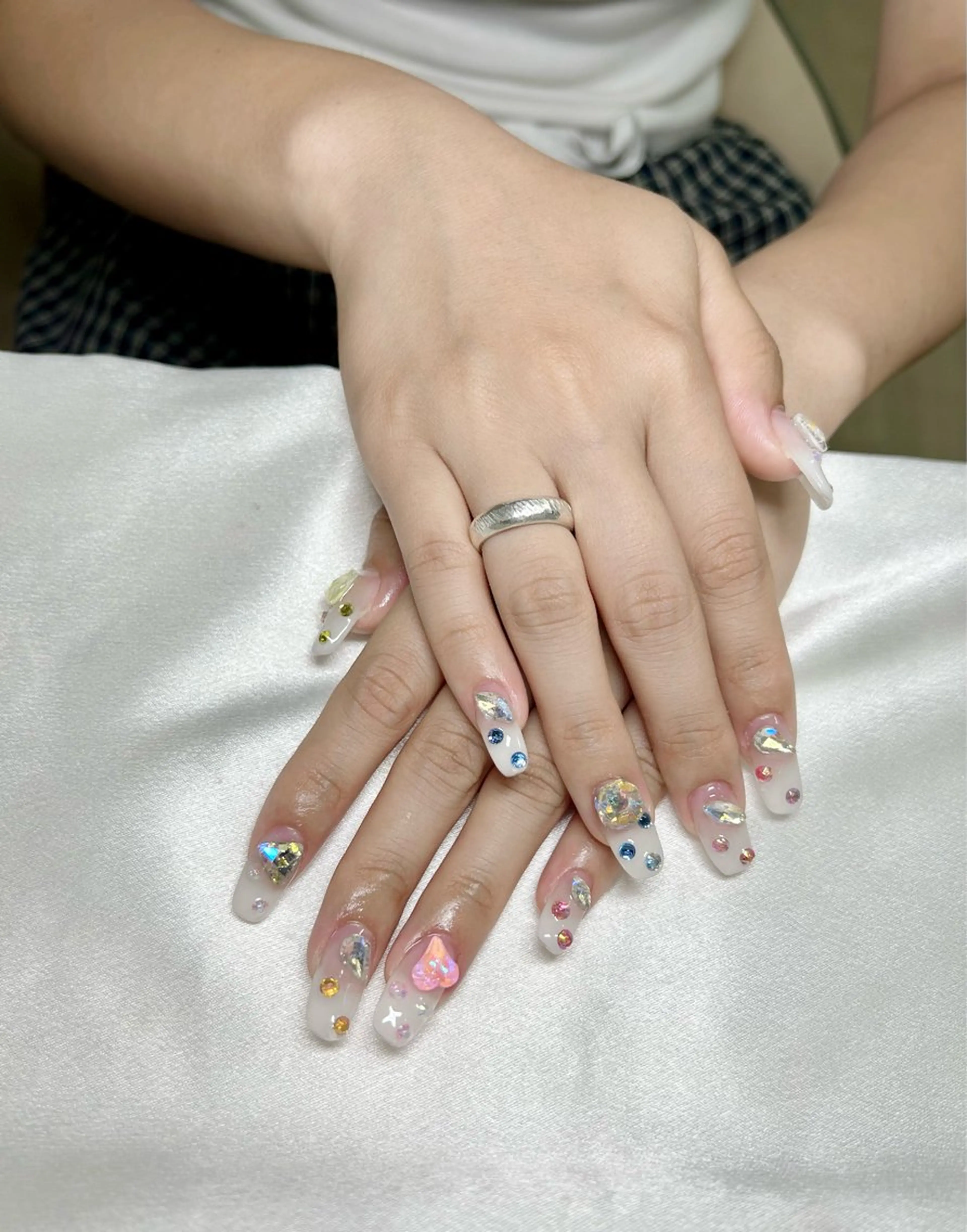 ネイル ハンドネイル コウ ヨウのネイルデザイン