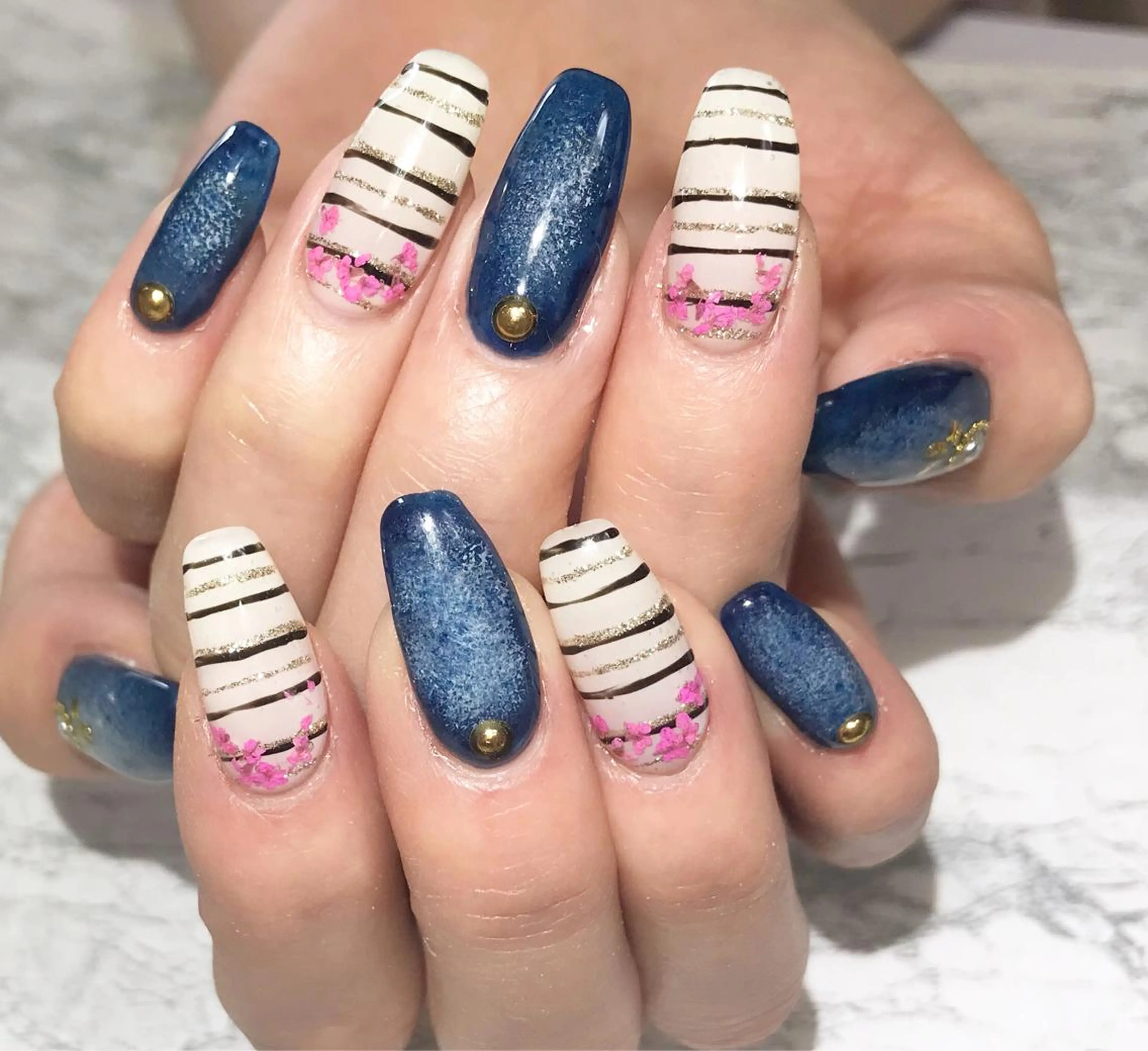 ネイル ボーダー フットネイル ニュアンスネイル シンプルネイル 春ネイル ネイル フフラ所属・nail fufla ♡yamane♡のネイルデザイン