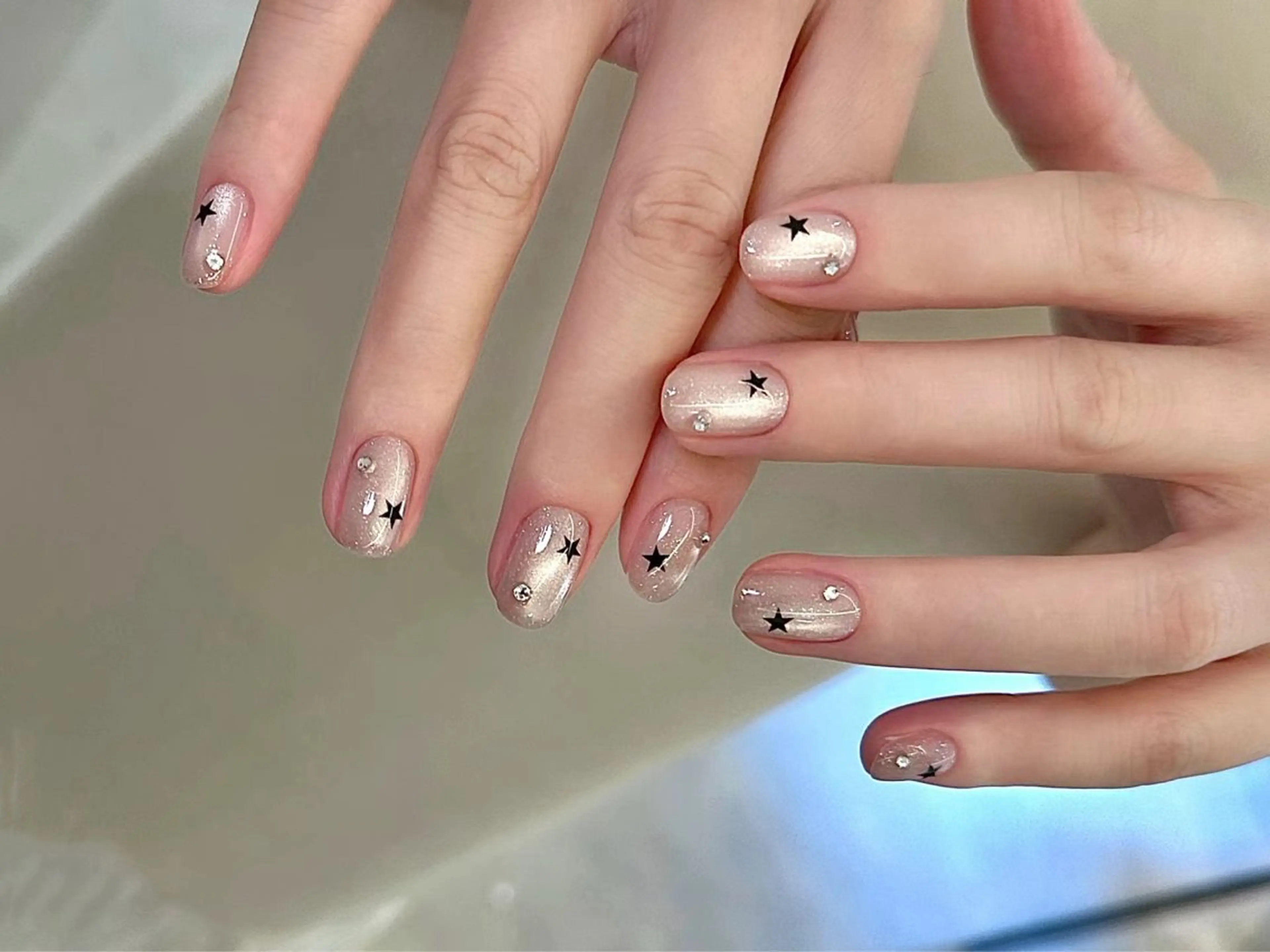 ネイル ハンドネイル ハンドケア Nail •Head スパFortunaのネイルデザイン