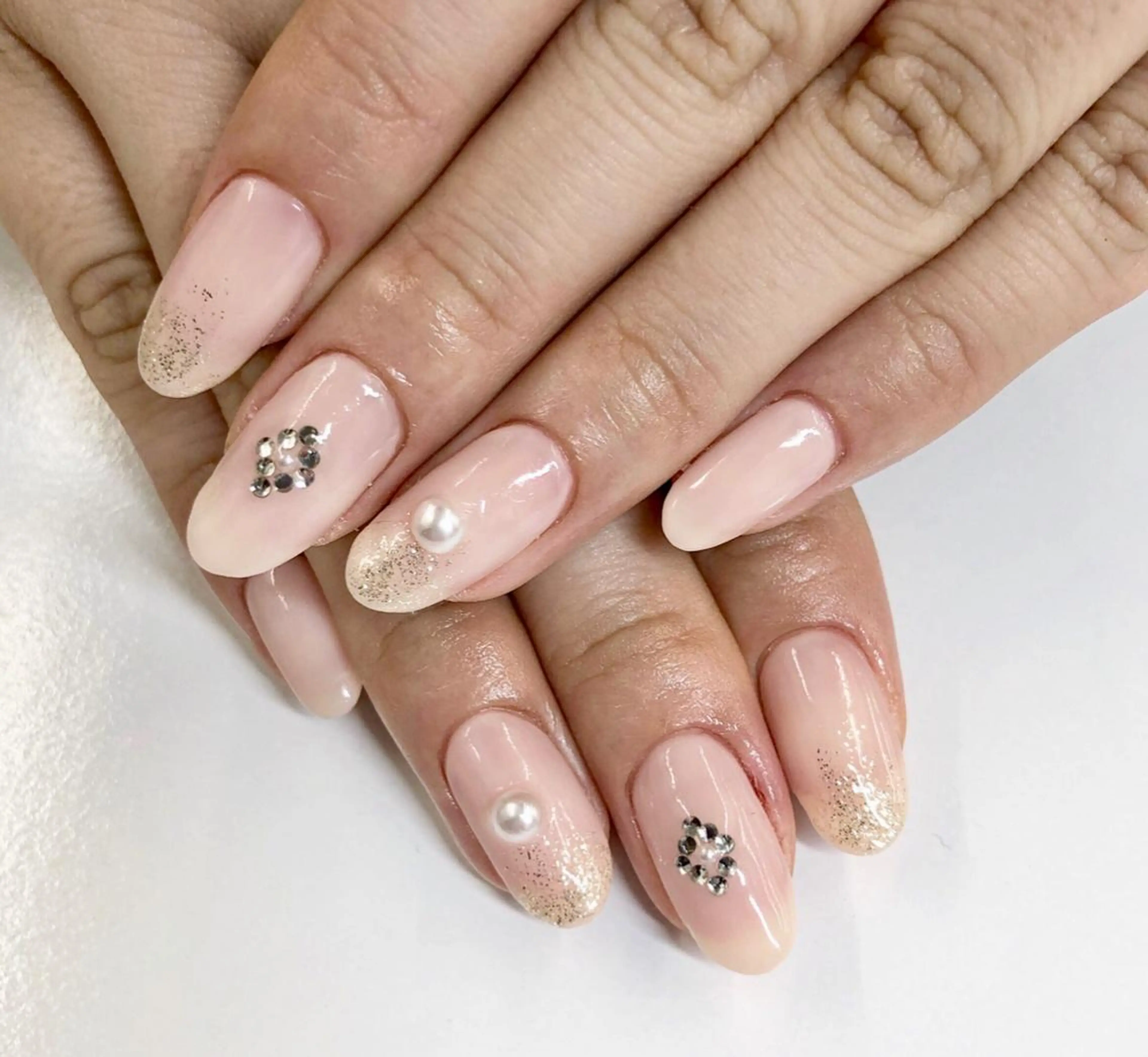 ネイル シンプルネイル ハンドネイル Minami 🍓のネイルデザイン