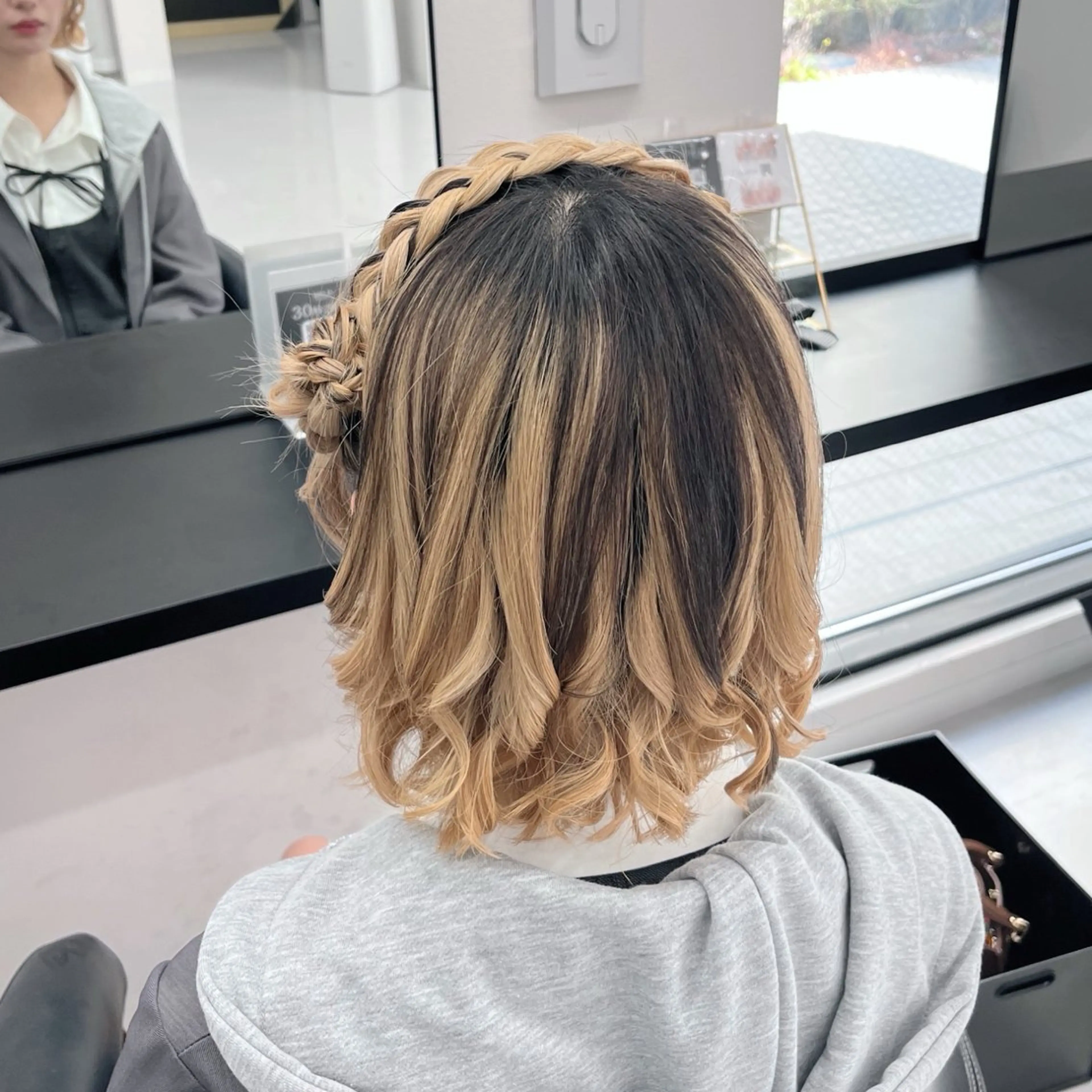 ミディアム ヘアアレンジ お団子ヘア カチューシャ ヘアセット MILD by 17 秋葉原 ‪♡みづき♡のヘアスタイル