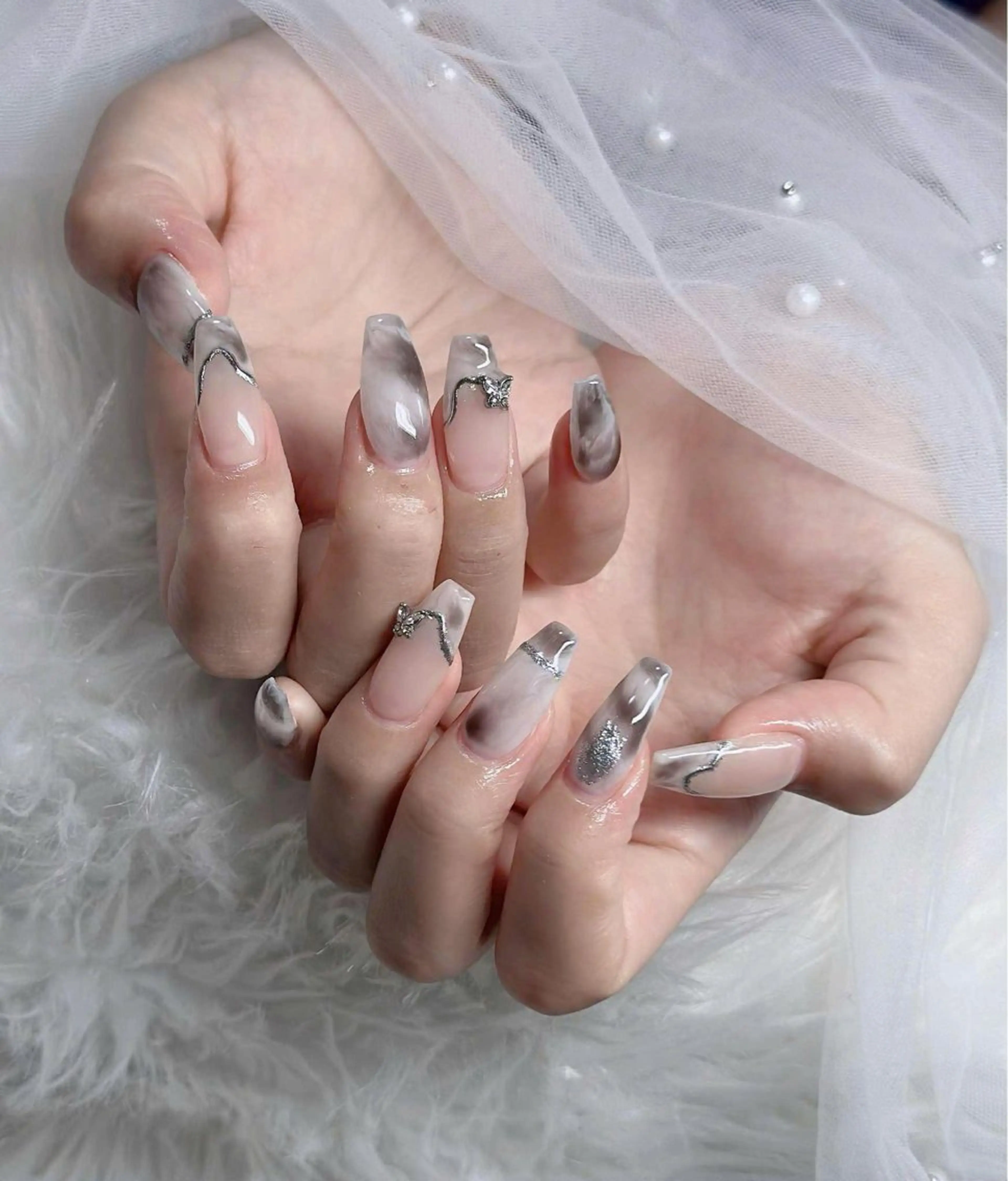 ネイル フレンチネイル ジェルネイル ガラスフレンチ ハロウィン ハート ハンドネイル H.baby Nail Salonのネイルデザイン