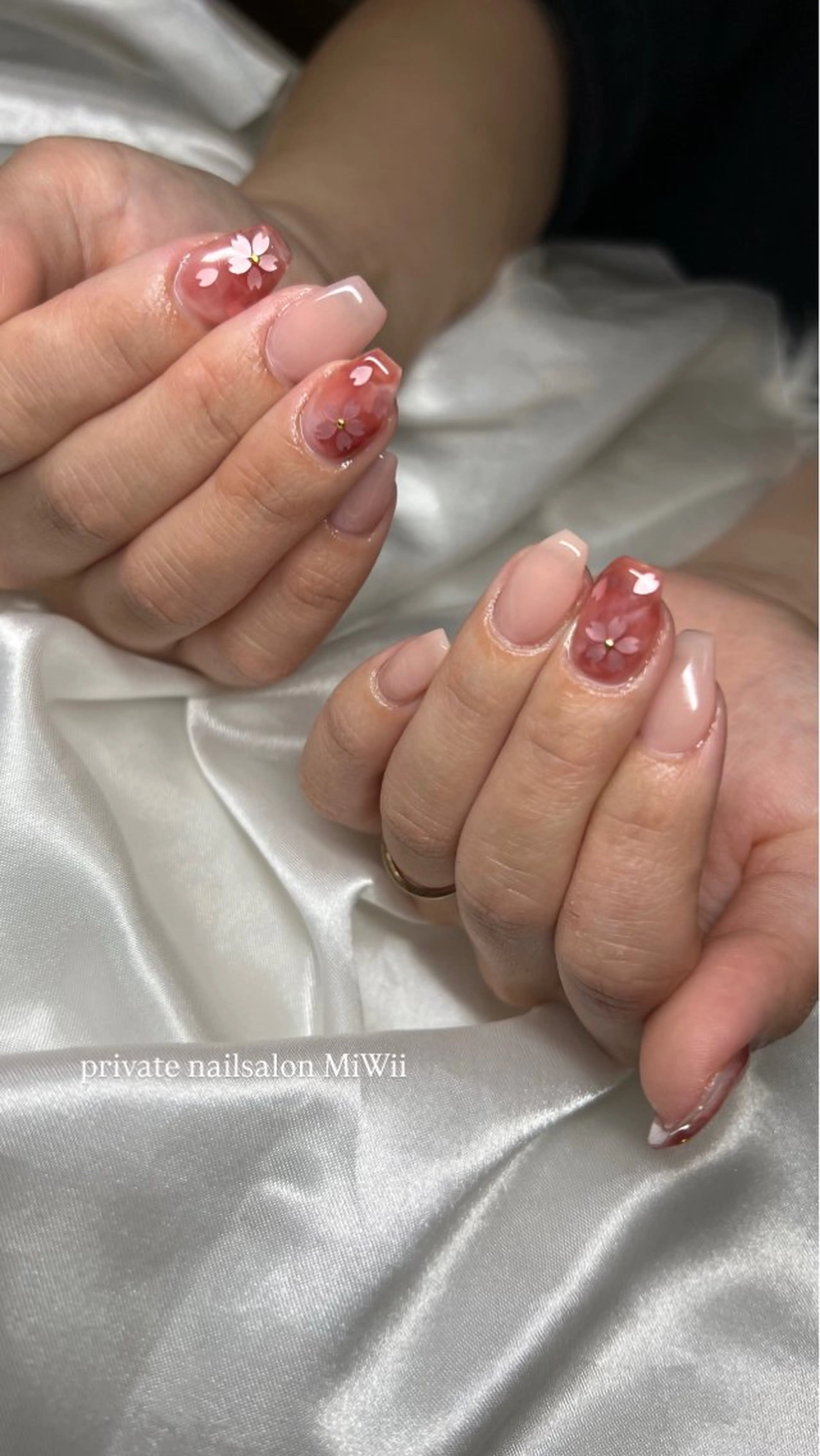 ネイル 𝐧𝐚𝐢𝐥 𝐌𝐢𝐖𝐢𝐢のネイルデザイン