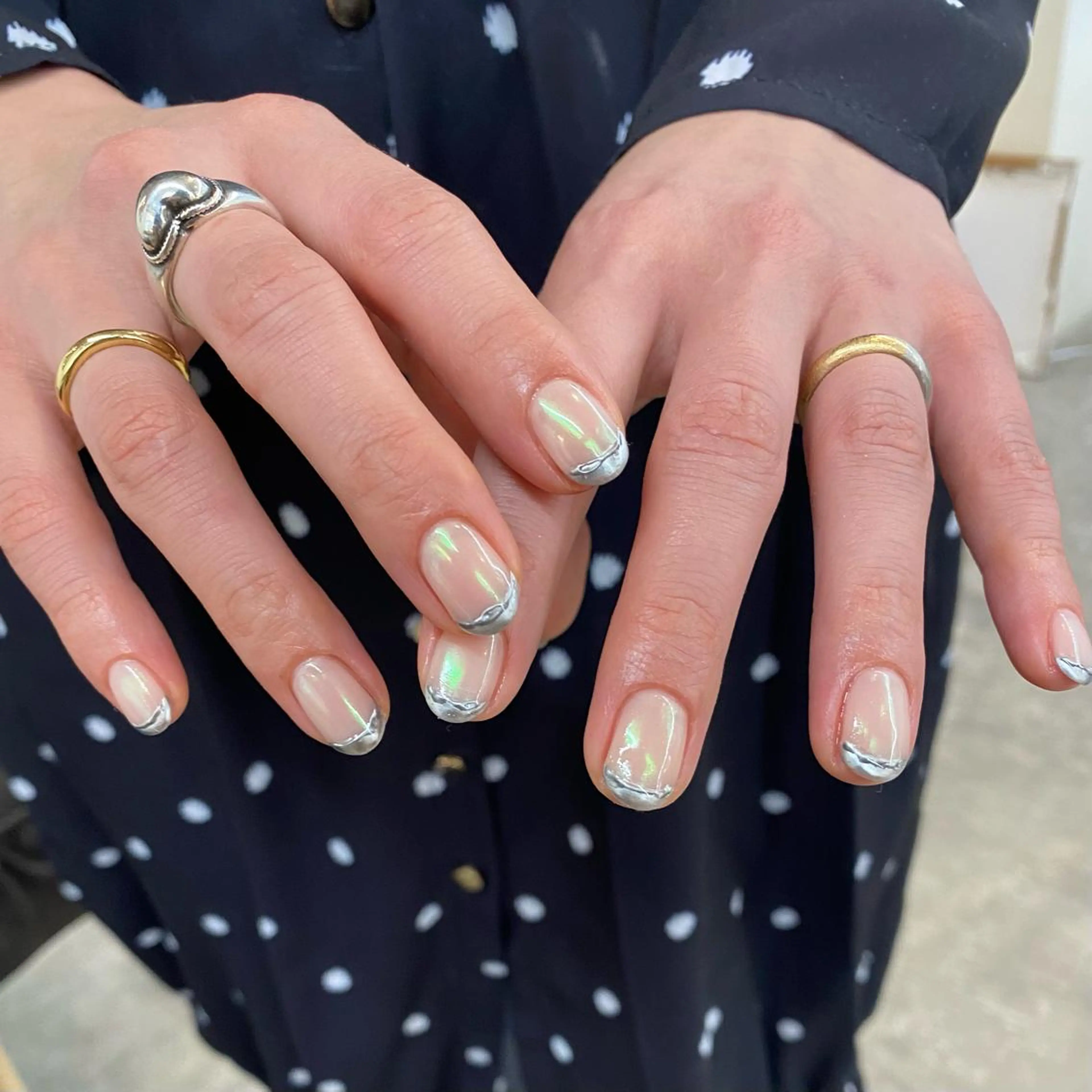 ネイル フレンチネイル シンプルネイル ハンドネイル nable.所属・栗林 実莉のネイルデザイン