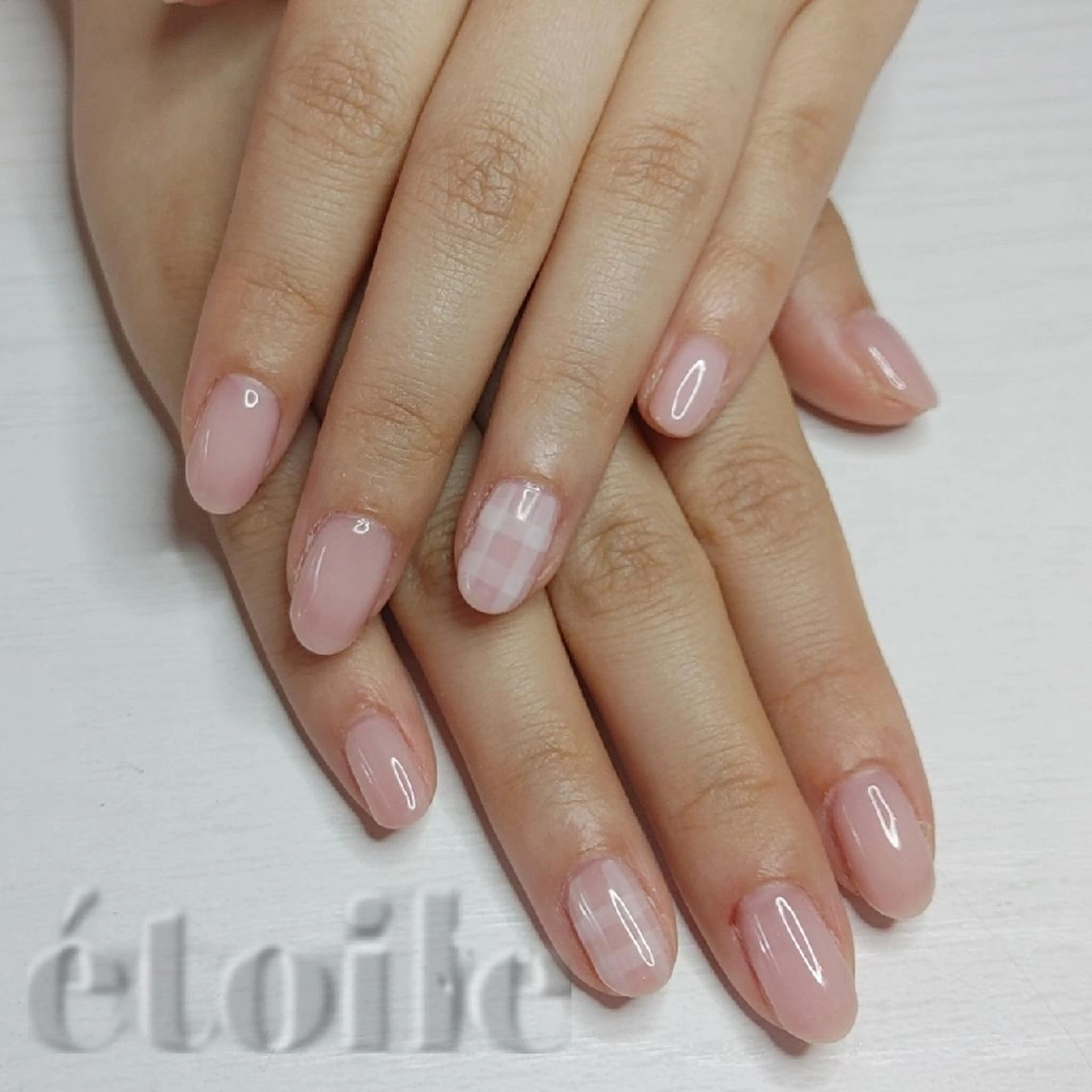 ネイル アートネイル étoile(エトワール)所属・山田 可愛のネイルデザイン