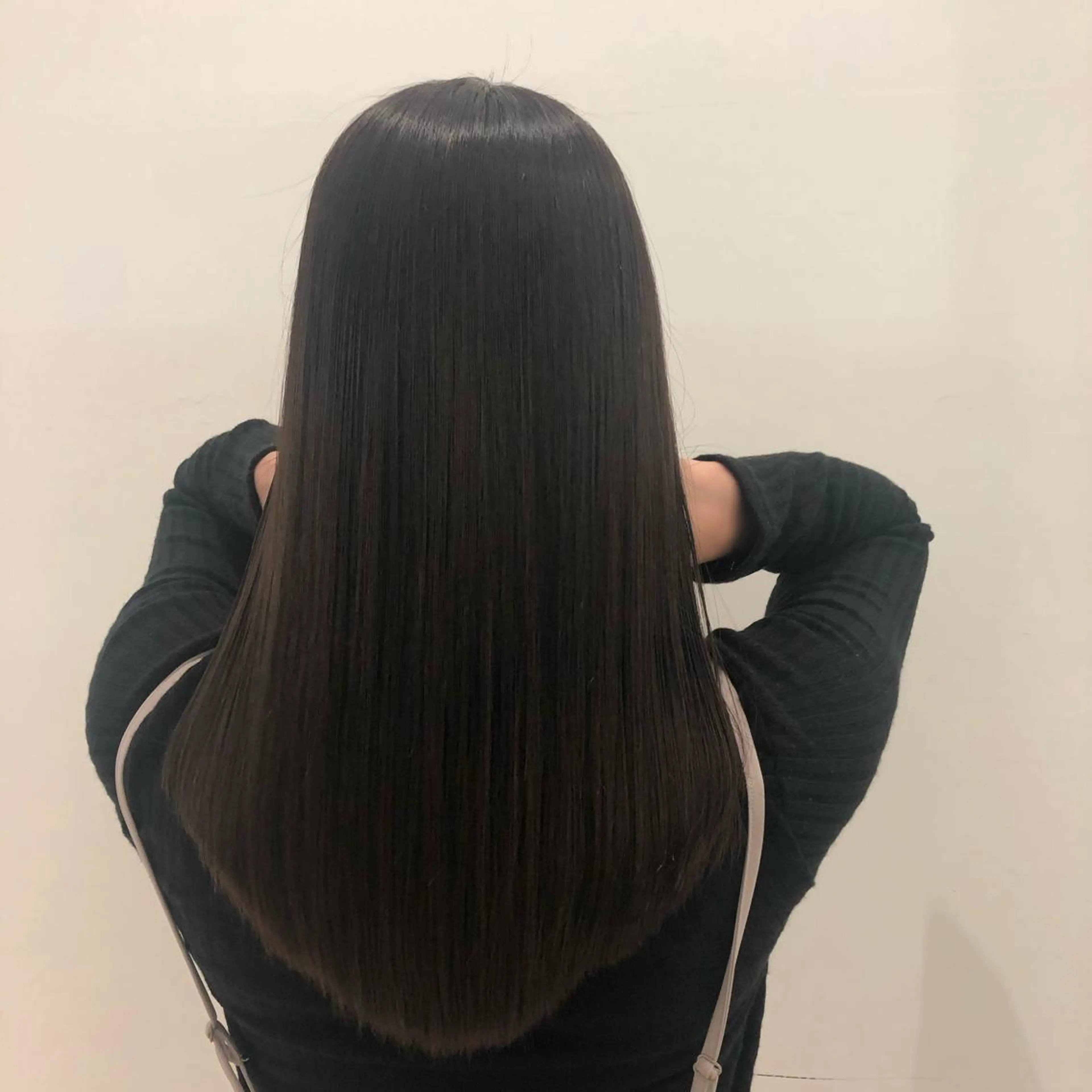 ロング 銀座／レイヤーカット 🤍内野すみれのヘアスタイル