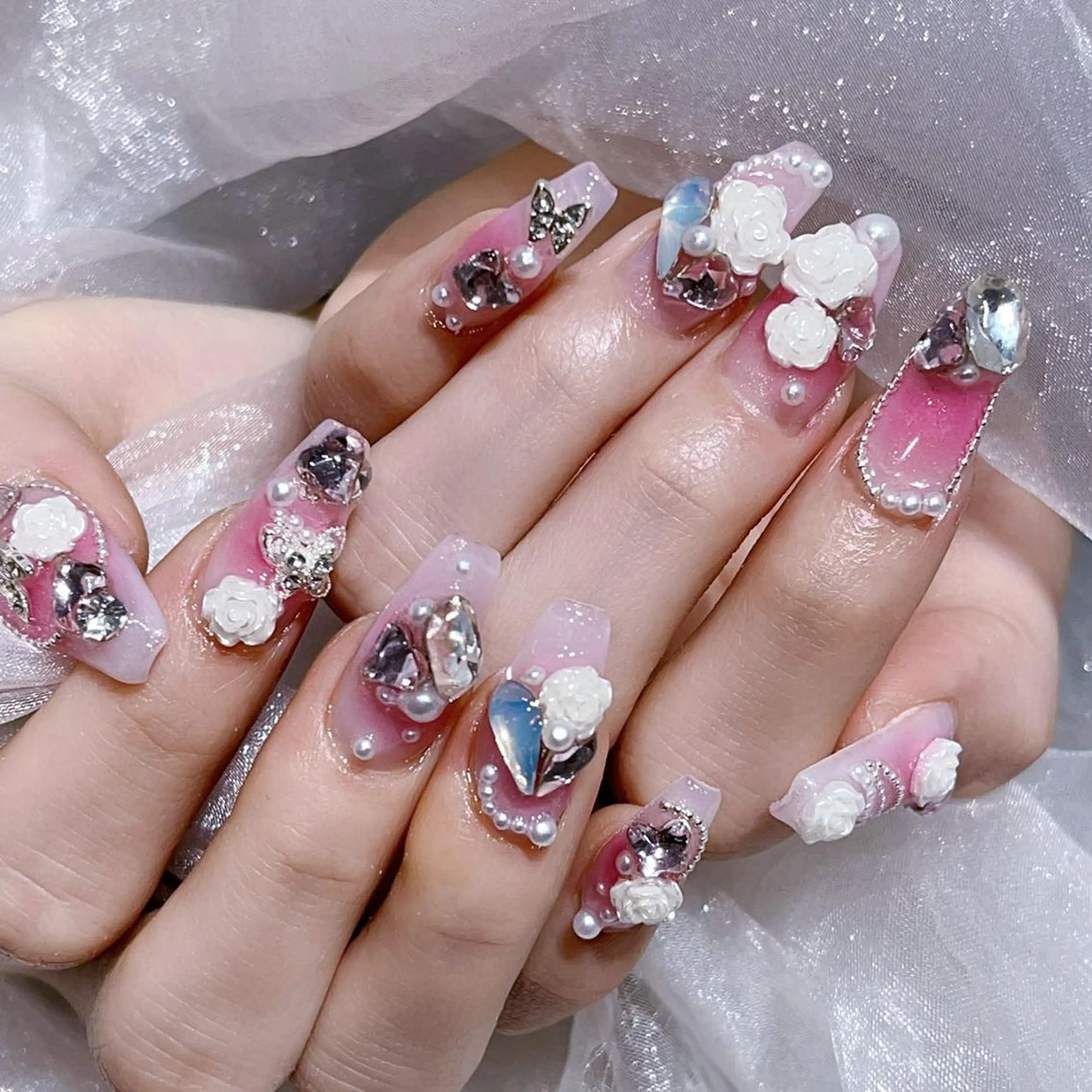 ネイル ハンドネイル Queens マオのネイルデザイン