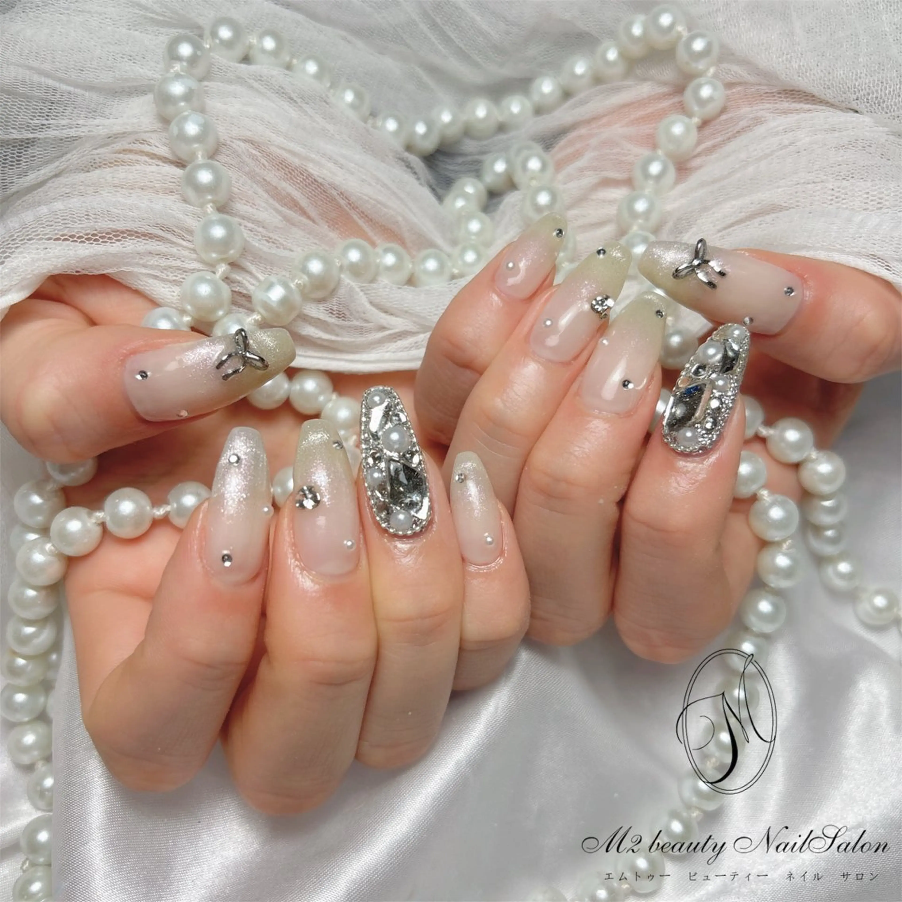 ネイル ハンドネイル M2 BEAUTY Rionのネイルデザイン
