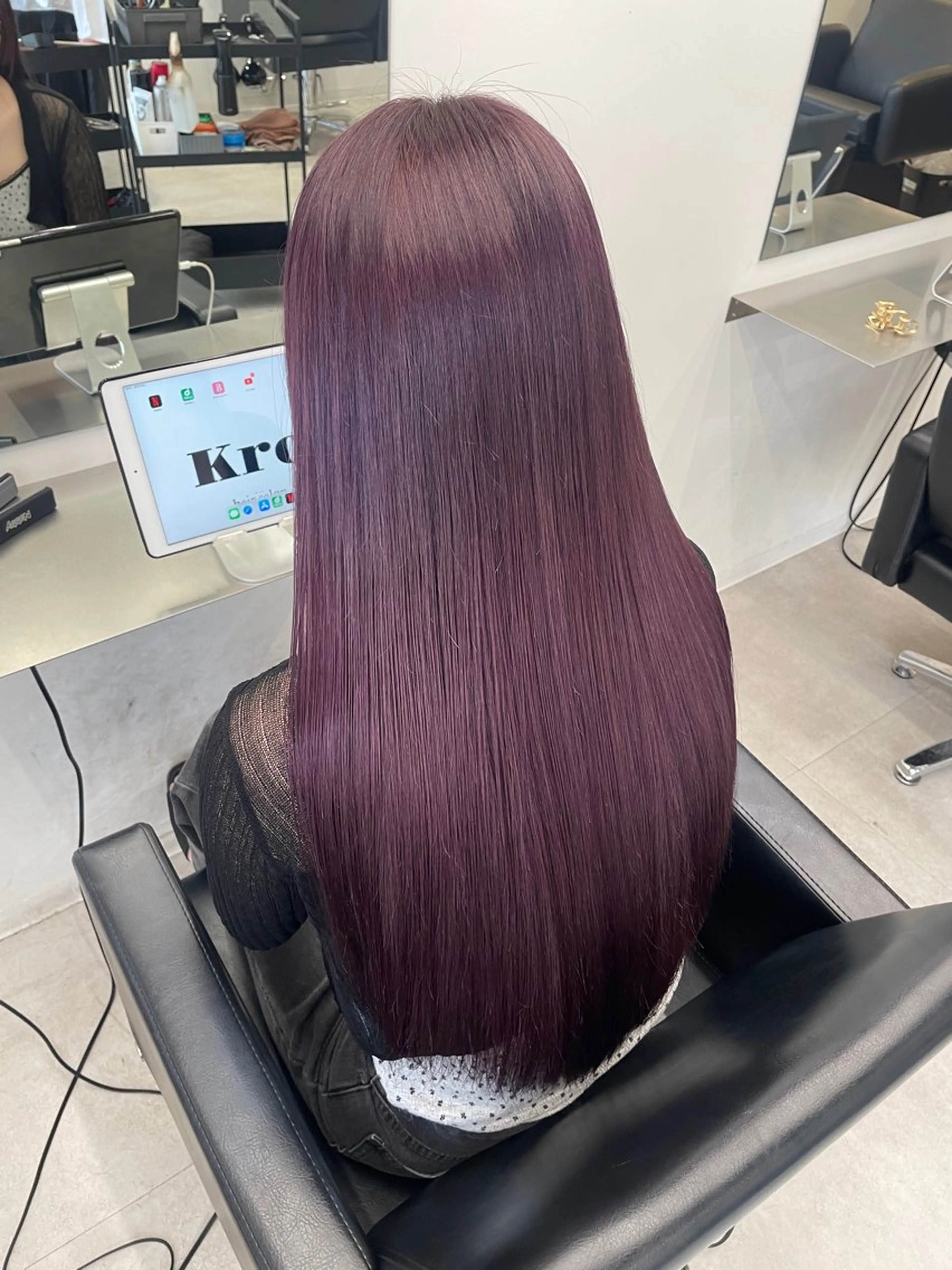 ロング ピンクラベンダー ヘアカラー トリートメント MIHO☾·̩͙⋆ Kroのヘアスタイル