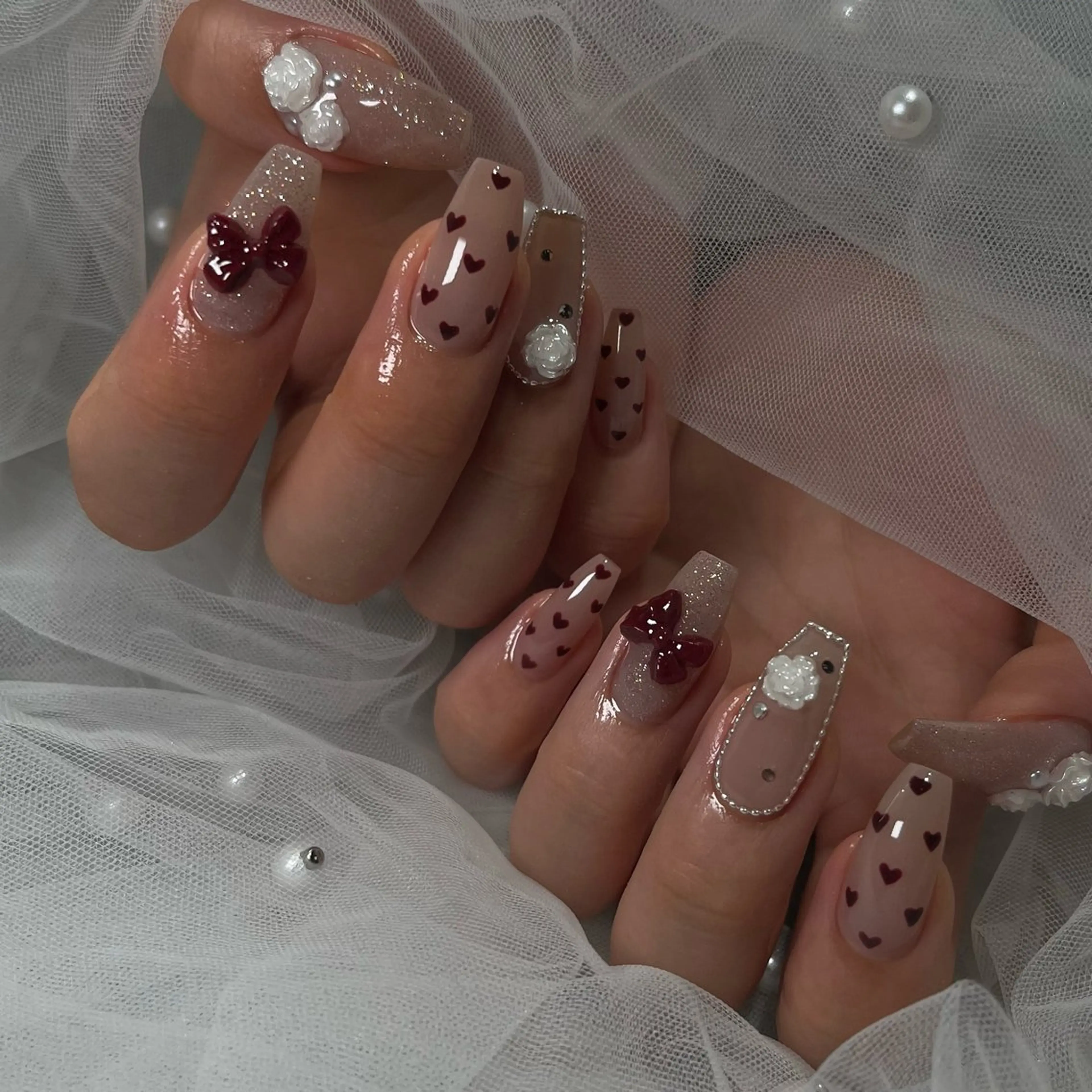 ネイル ハンドネイル NEO Beauty Salon所属・𝐍𝐄𝐎 𝐉𝐔𝐑𝐈のネイルデザイン