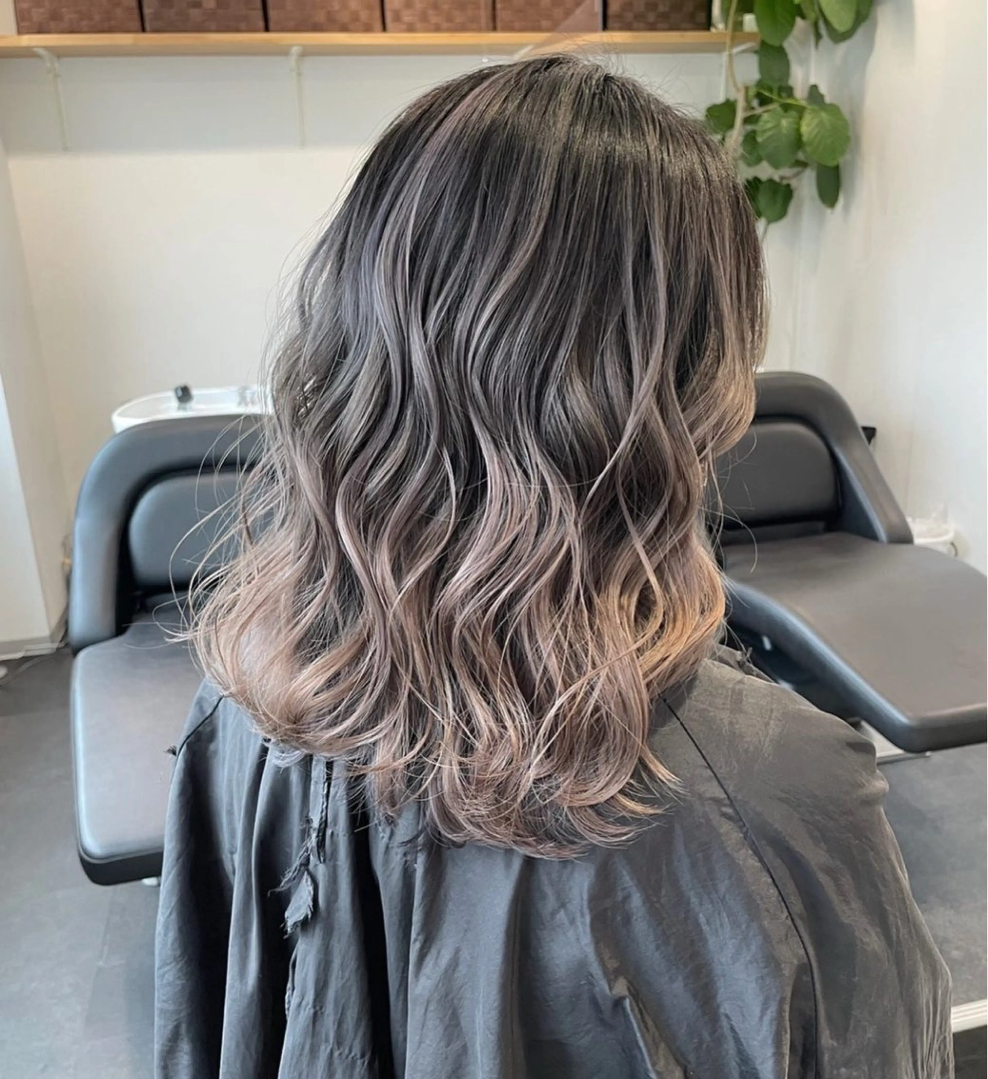 ミディアム カラー GaKu/ハイトーン /ブリーチ/ブロンドのヘアスタイル