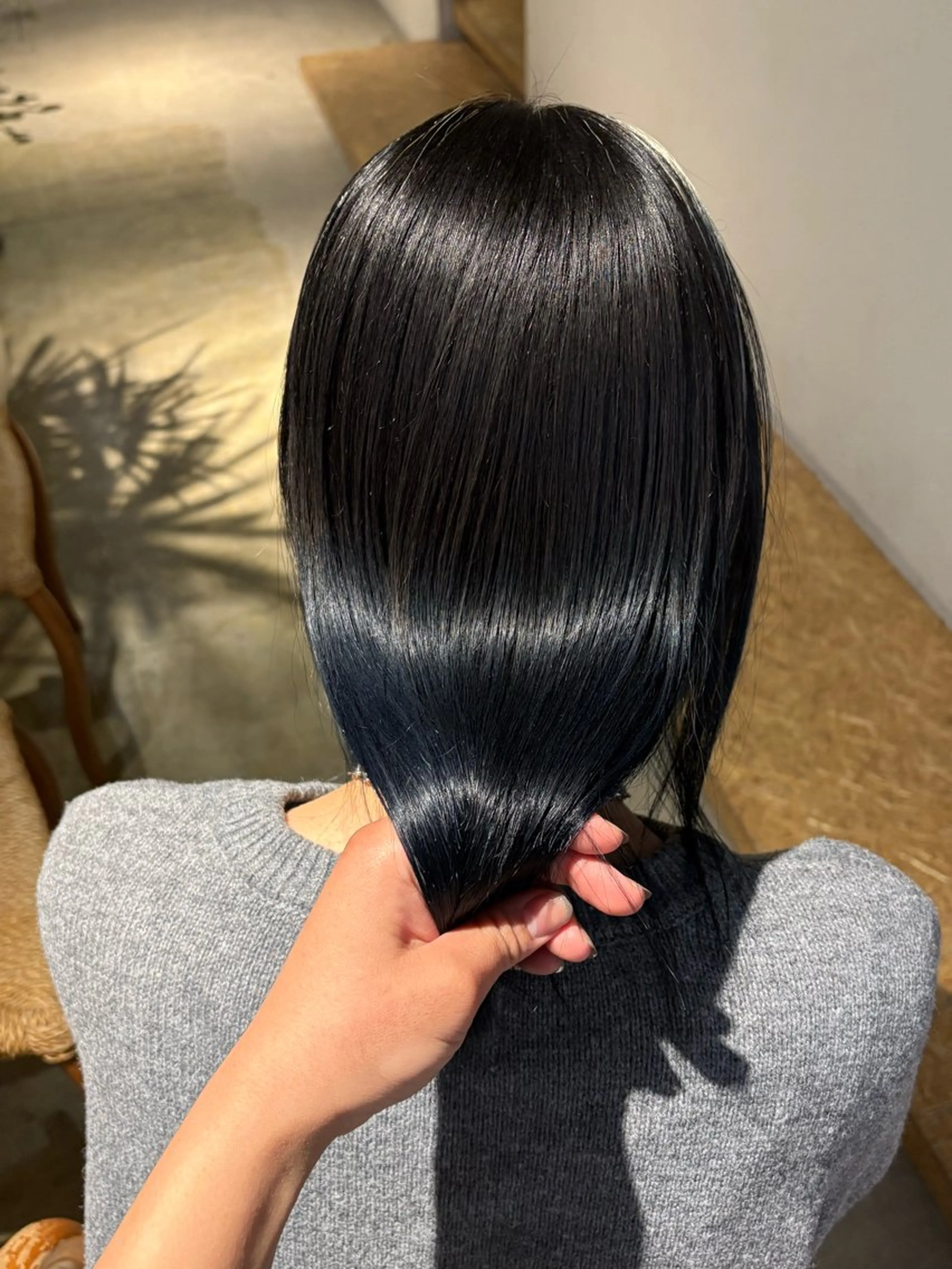 ミディアム ヘアカラー まみ/レイヤーカット /暖色カラーのヘアスタイル