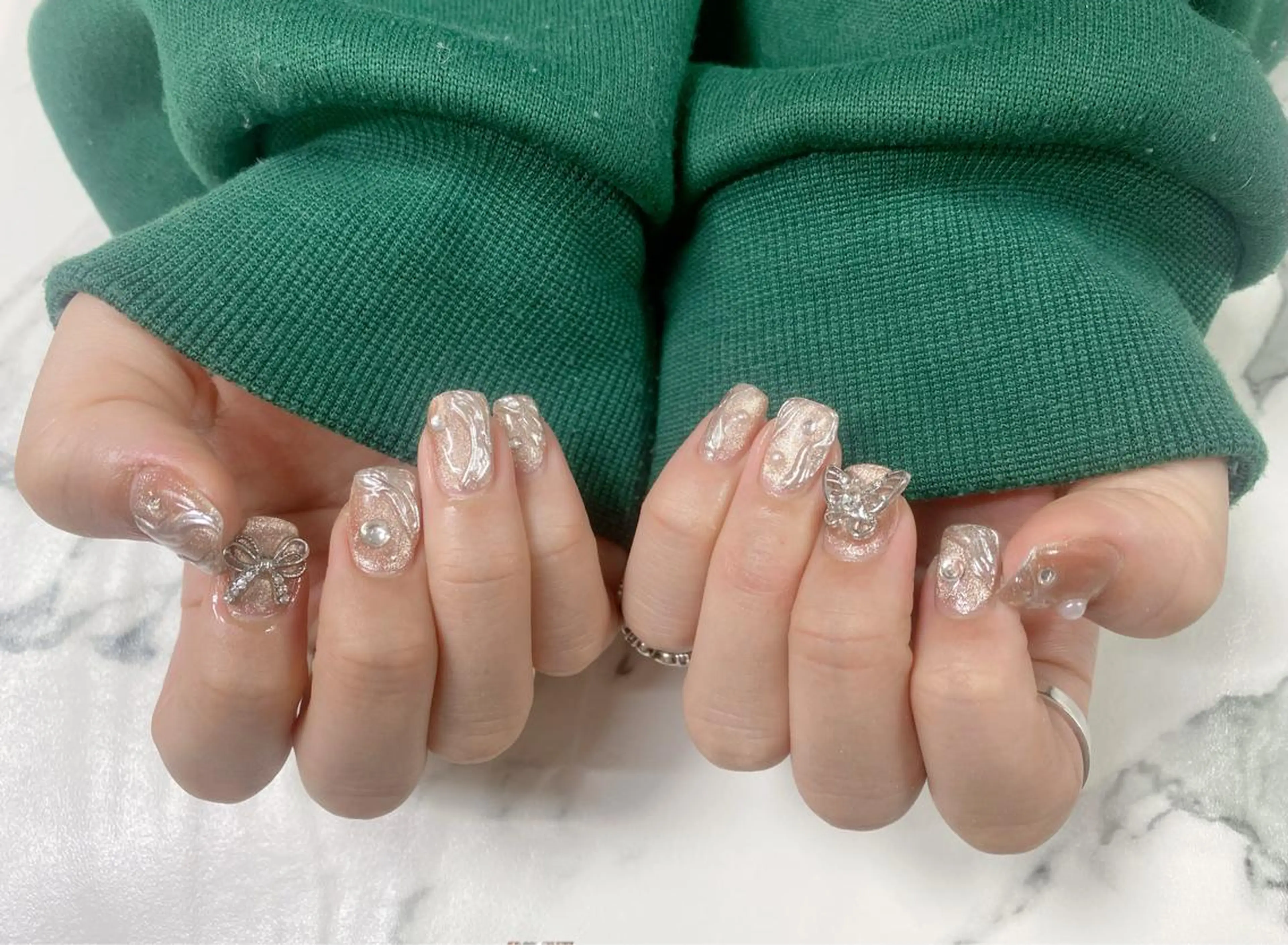 ロング カラー ネイル Q Free nailsのネイルデザイン