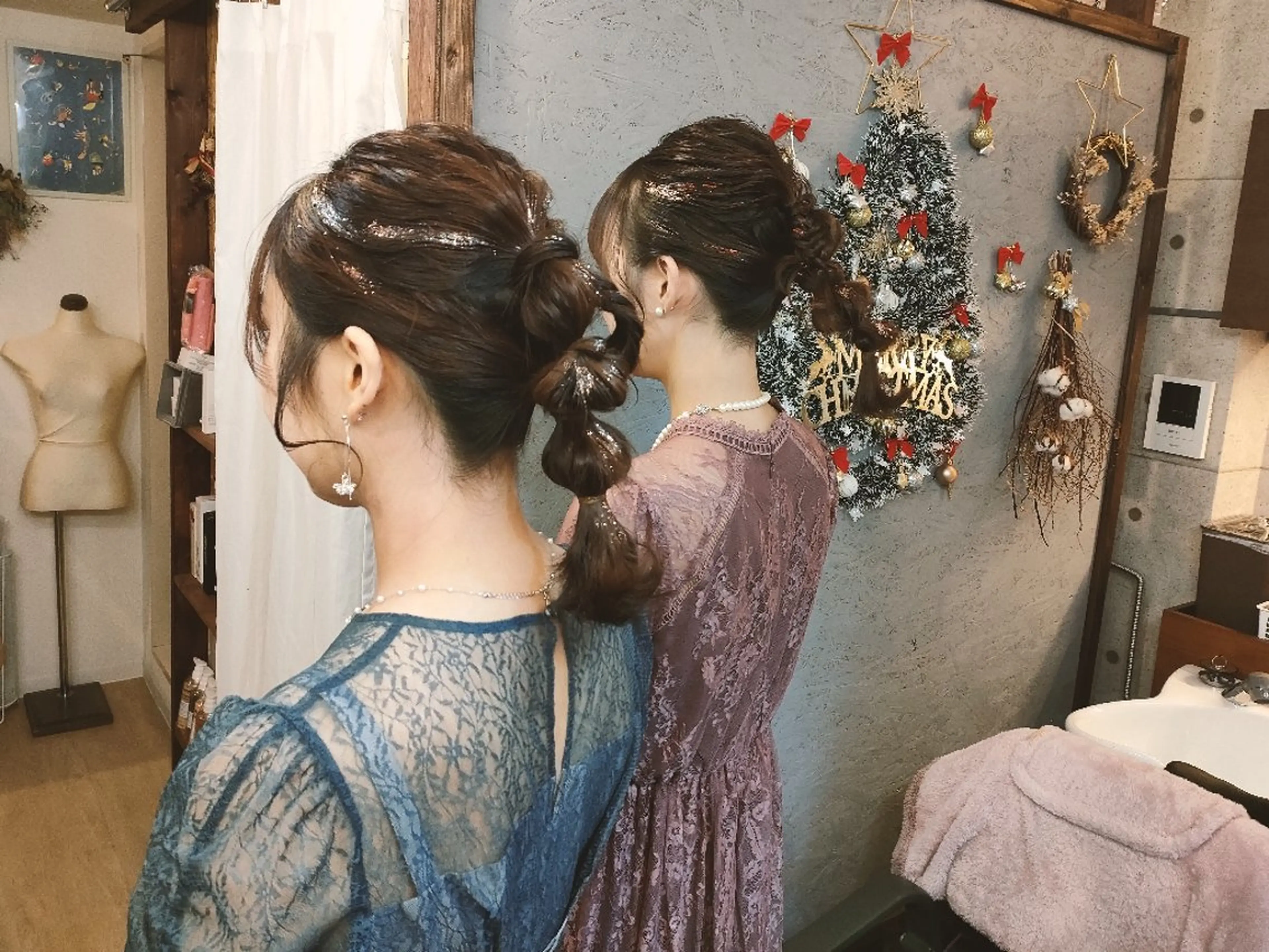 【7時台 ペアヘアセット•複数割】コンサート/結婚式/お呼ばれ/誰かにプレゼント/男女共通の写真