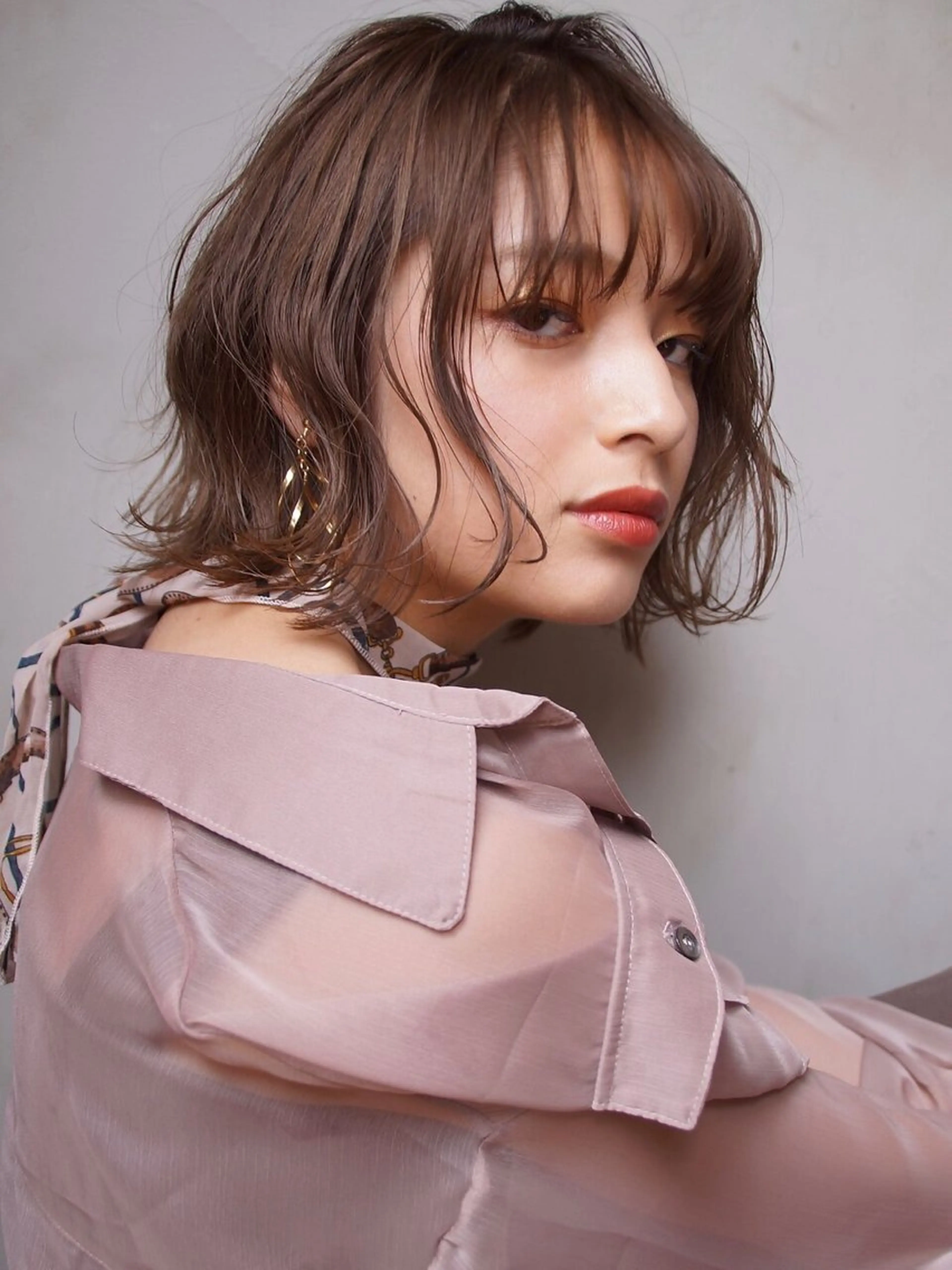 パーマ カット ヘアカラー 縮毛矯正 トリートメント hoNua. 栄/透明感カラーのヘアスタイル