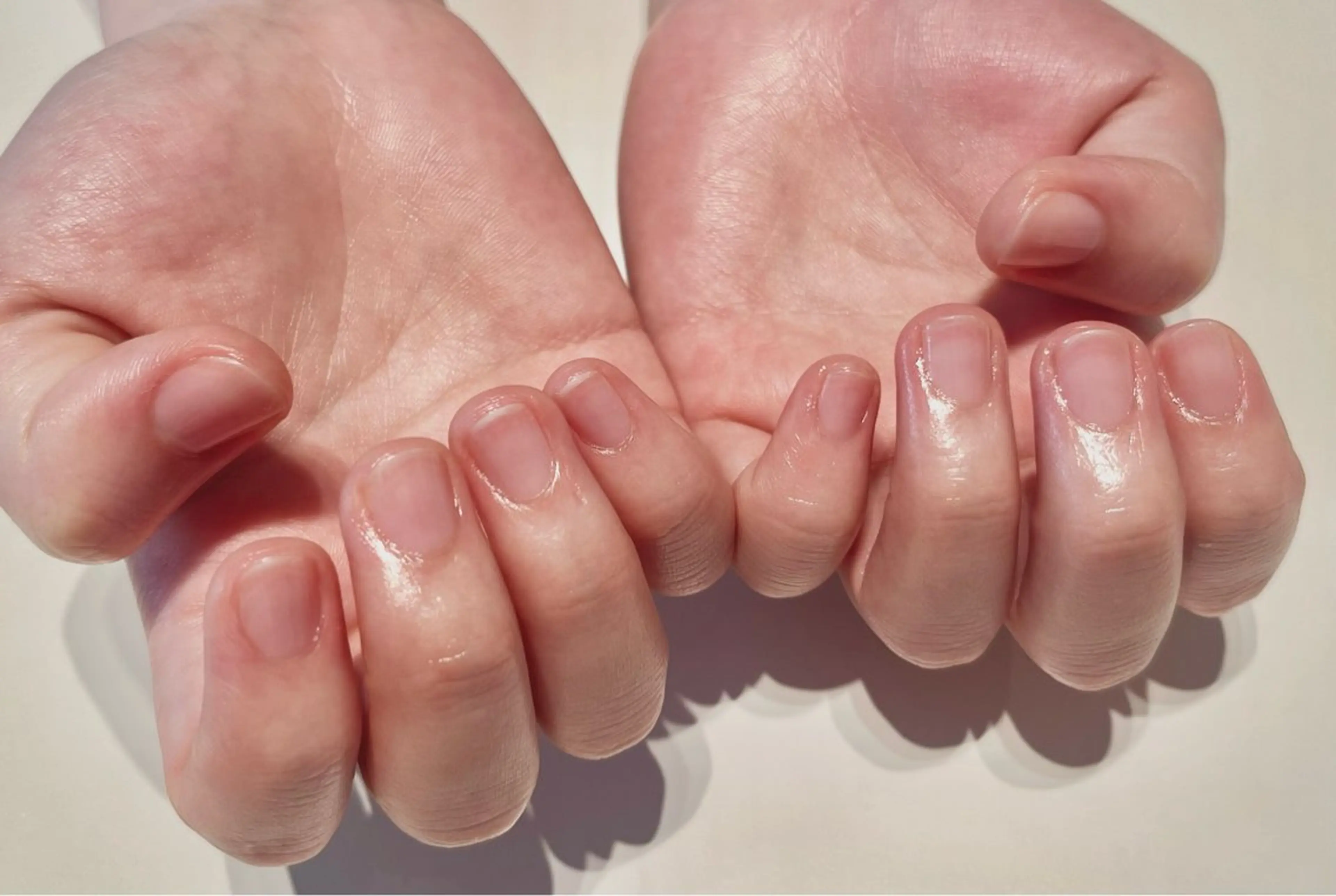 ネイル 自爪とネイルケア専門サロン　プリナチュール所属・吉岡 泉のネイルデザイン