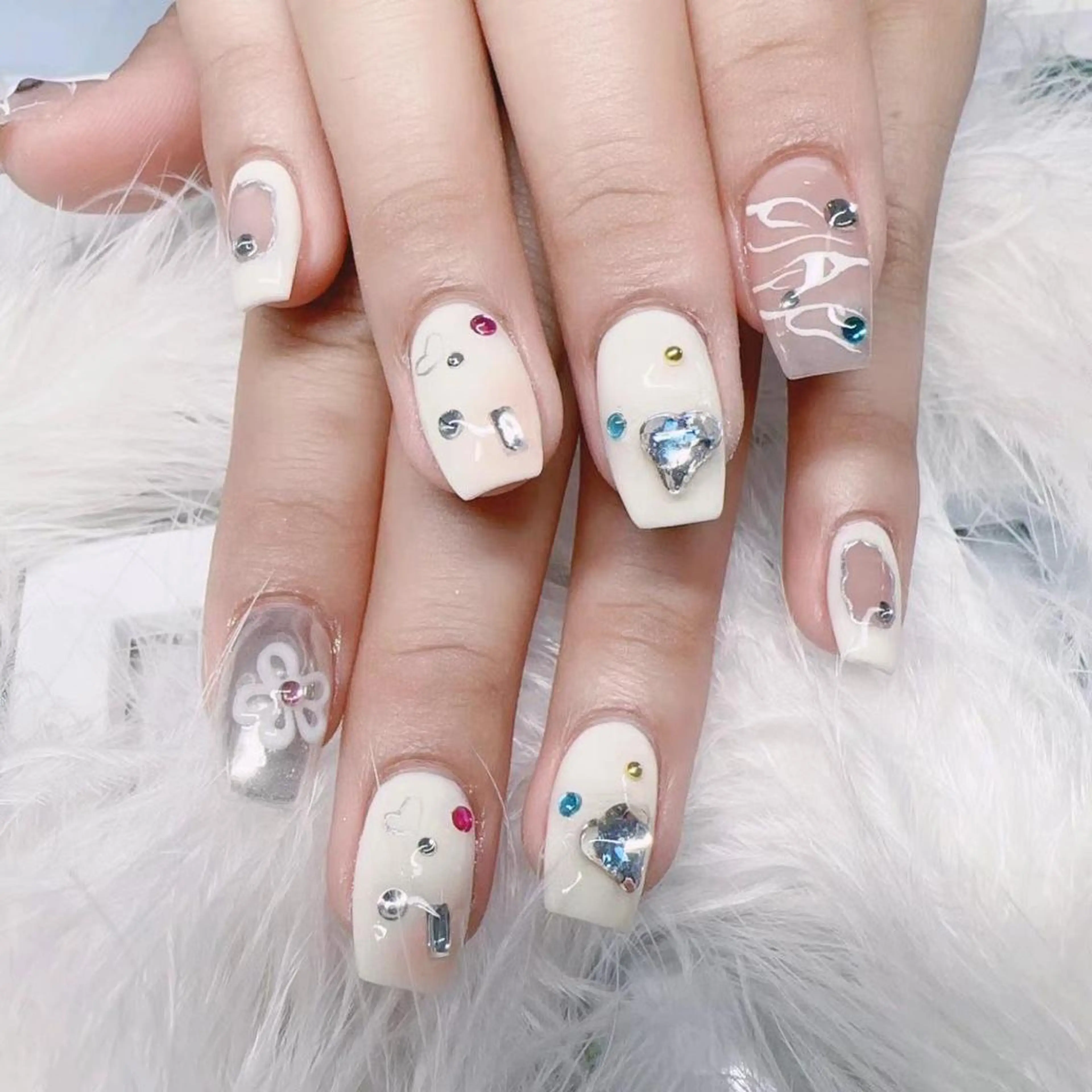 ネイル ハンドネイル JOJOネイル所属・JOJO ネイルのネイルデザイン