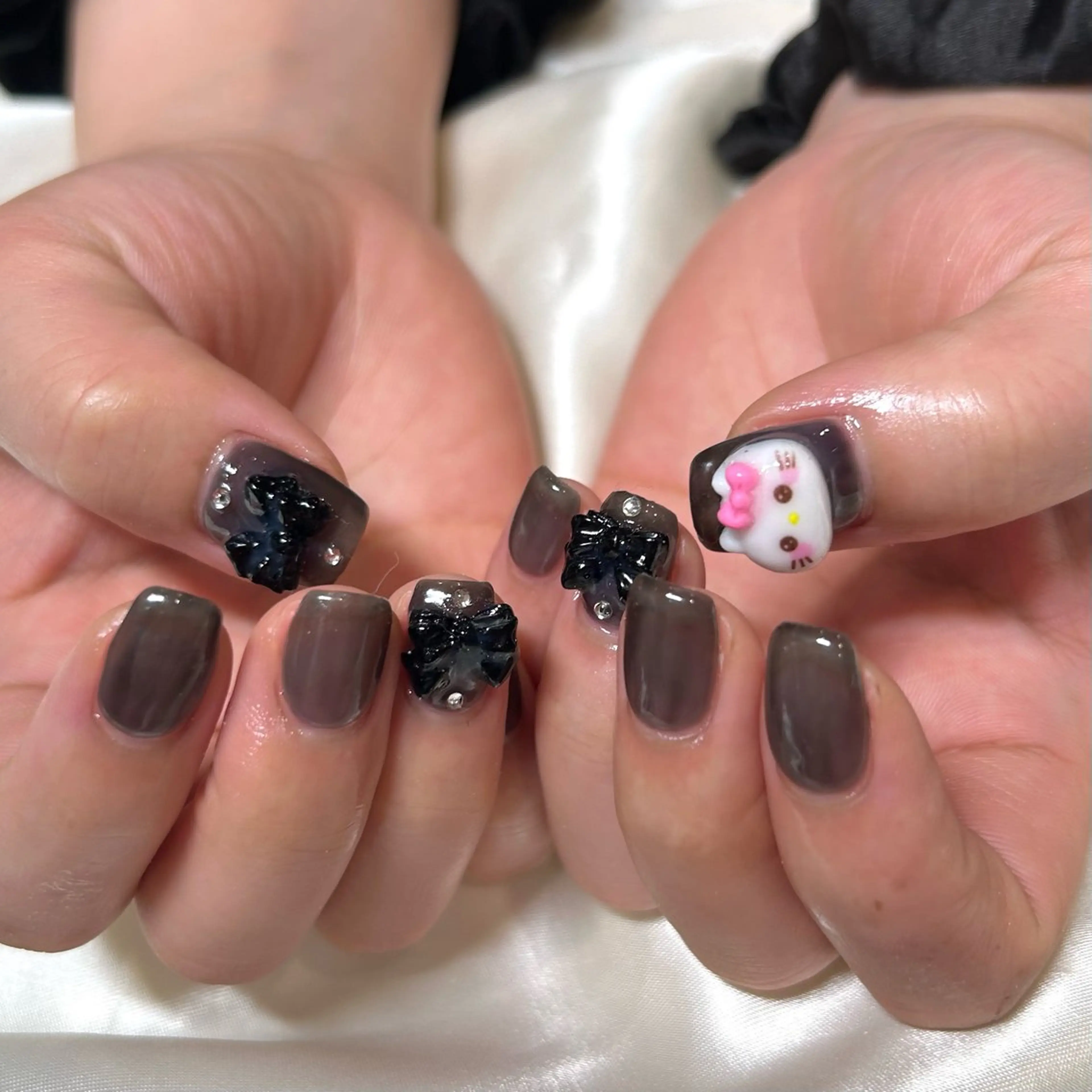 ネイル 長瀬 瑠霞のネイルデザイン