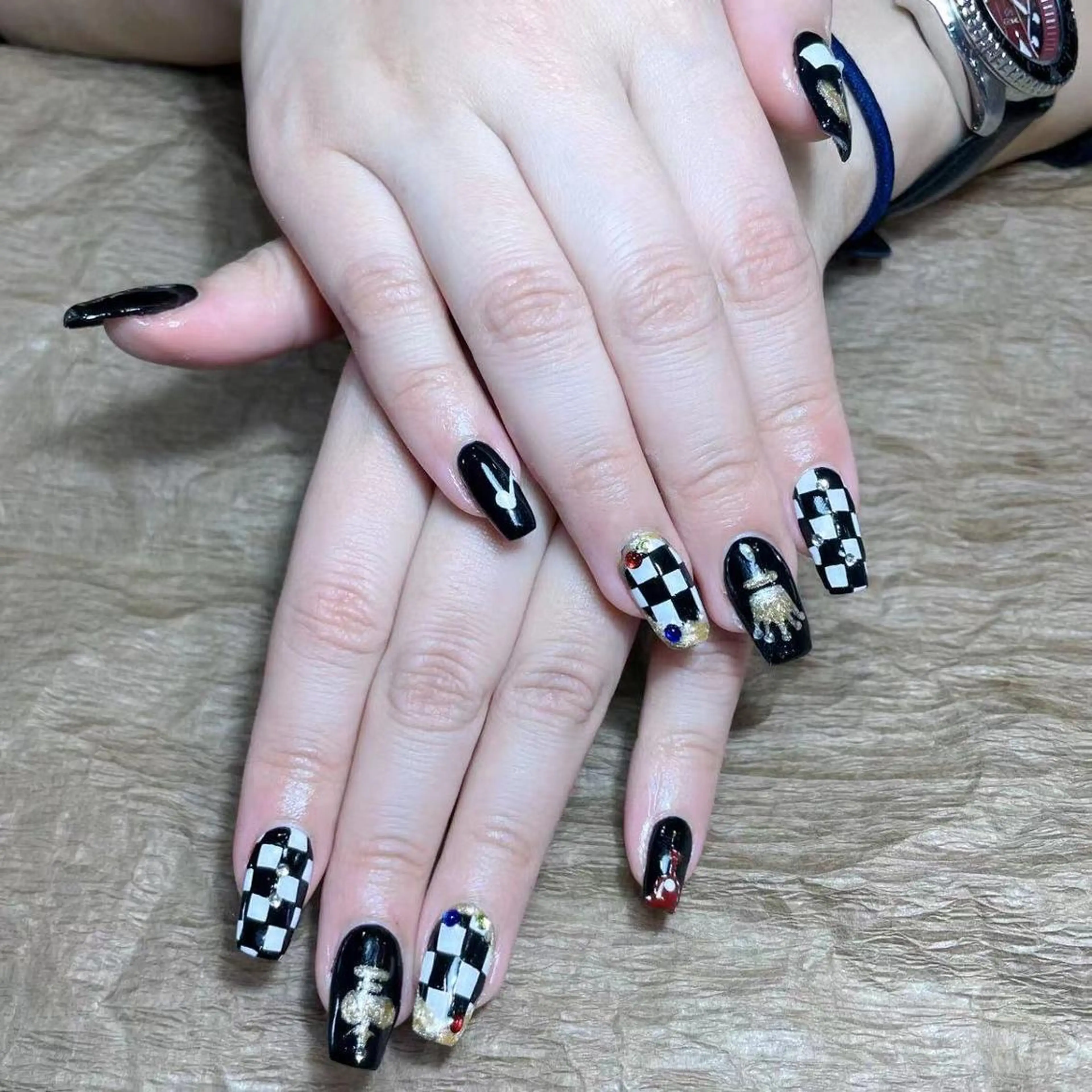 ネイル ゴージャス ハンドネイル DIAMOND 💅のネイルデザイン