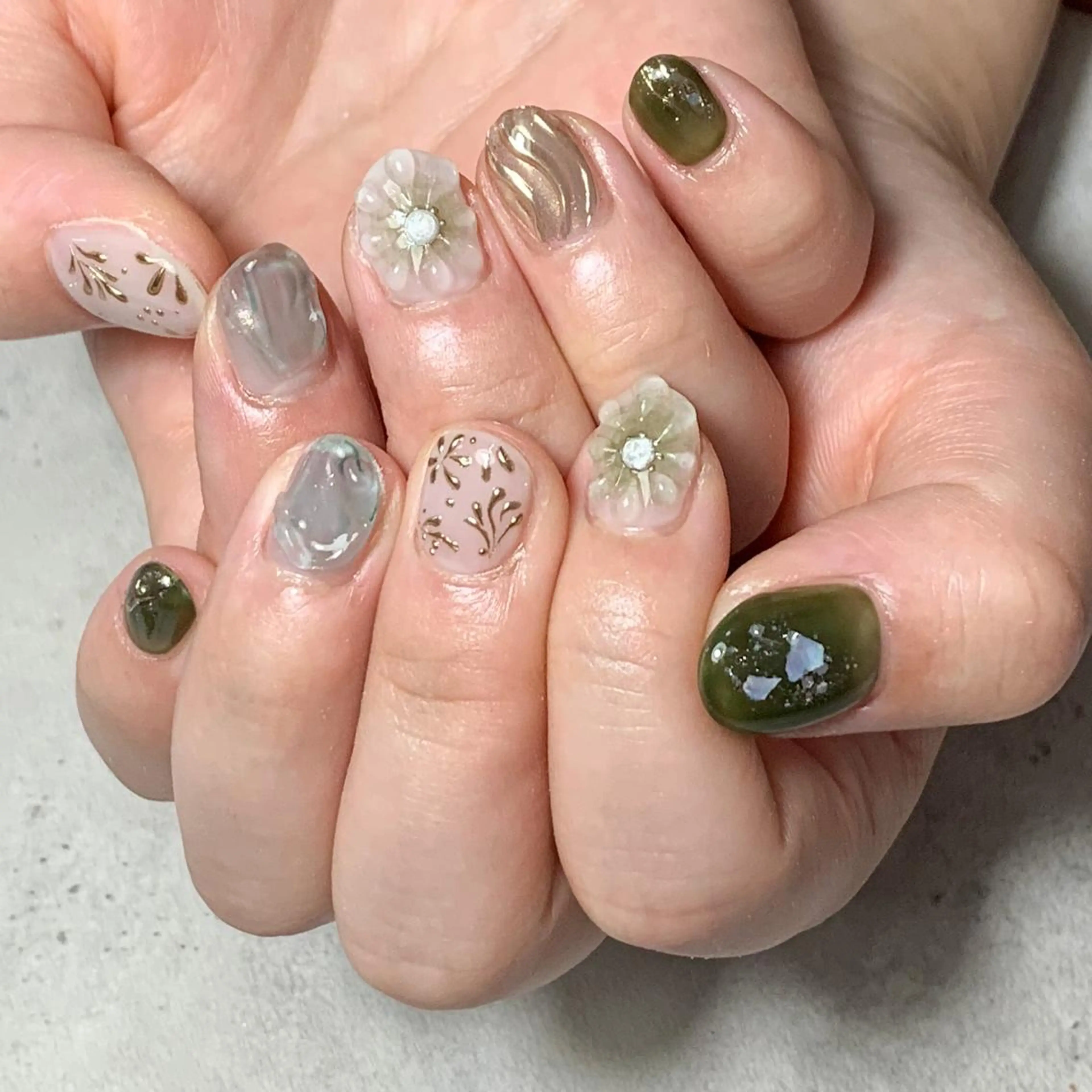 ネイル ハンドネイル atelier　FIORITURA所属・FIORITURA aiのネイルデザイン