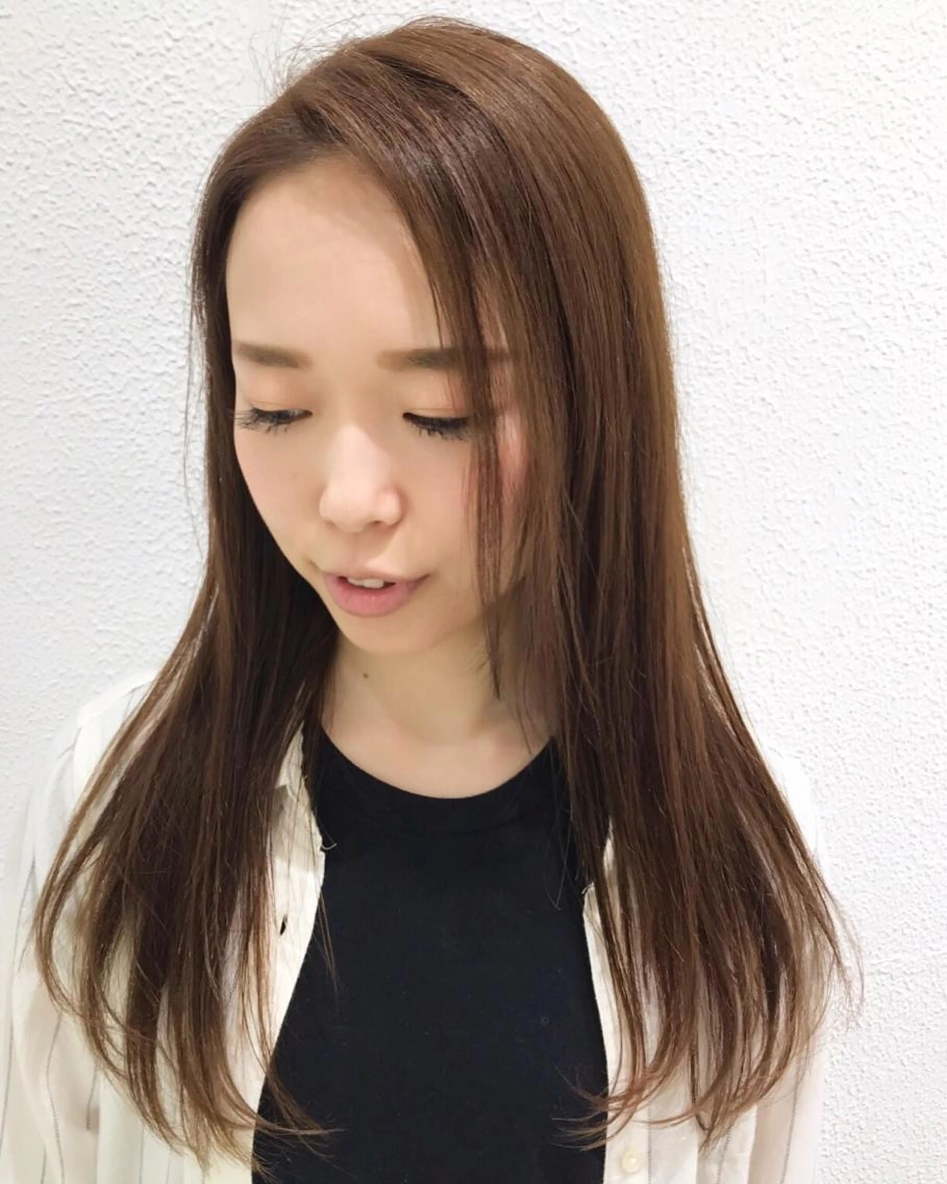 イルミナカラー+システムトリートメントのセットメニュー。柔らかさや透明感ならイルミナカラー。の写真