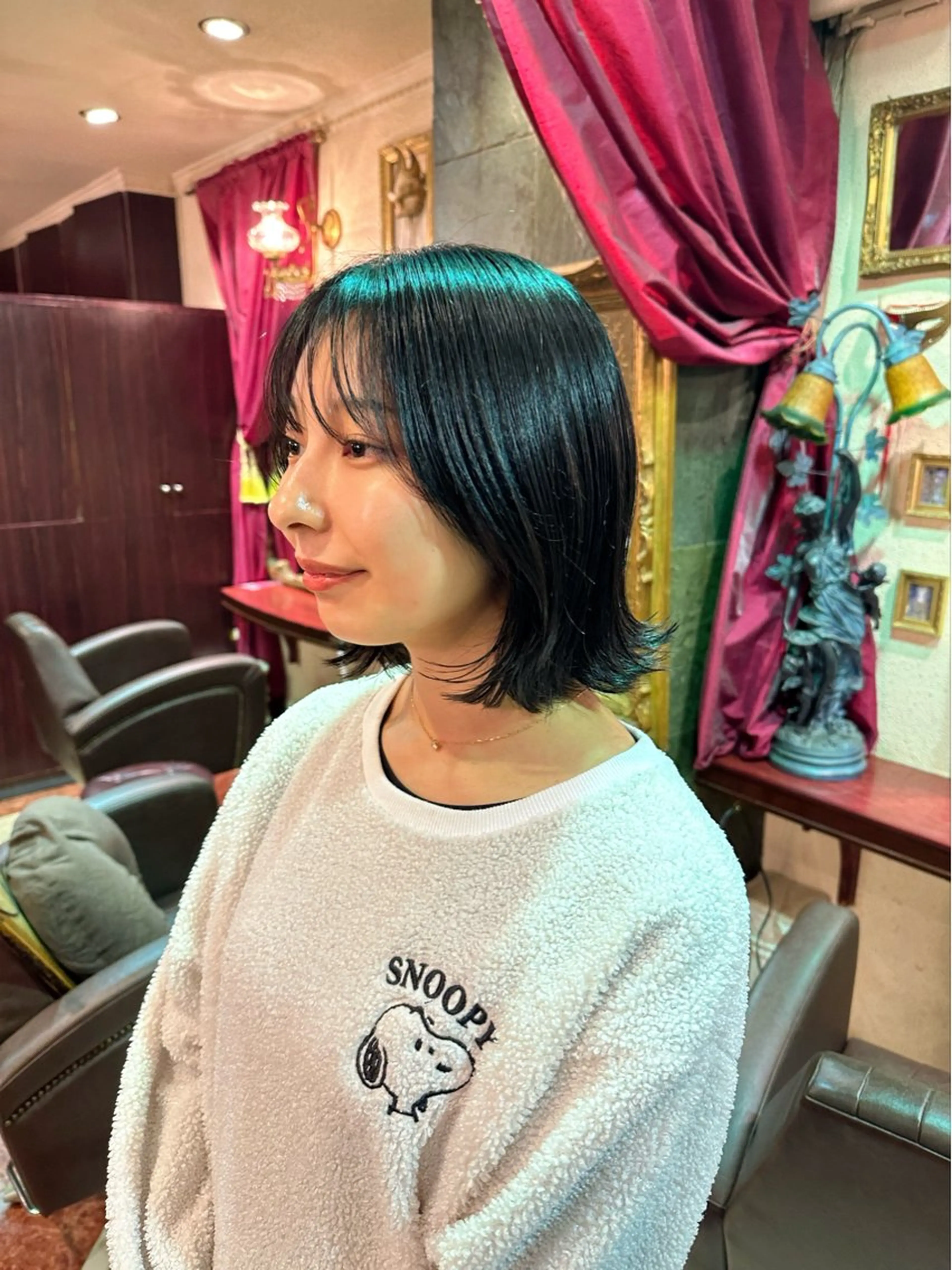 ミディアム 切りっぱなしボブ ボブ 顔周りカット レイヤーカット 外ハネヘア 【レイヤー/韓国風 /髪質改善】RINのヘアスタイル