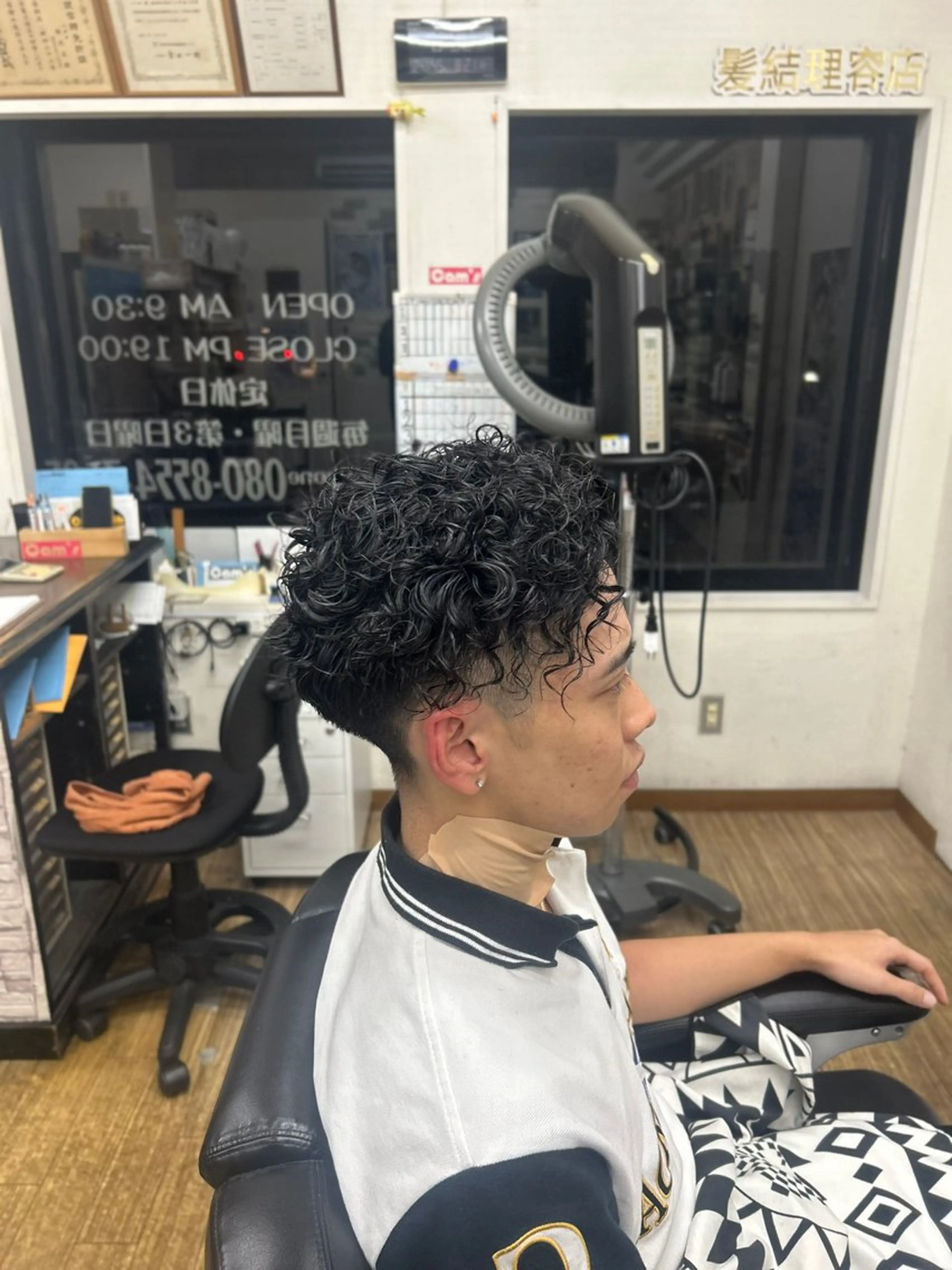 ミディアム パーマ メンズ カット ブース　カムス所属・メンズ限定💈 TAMANAHのヘアスタイル