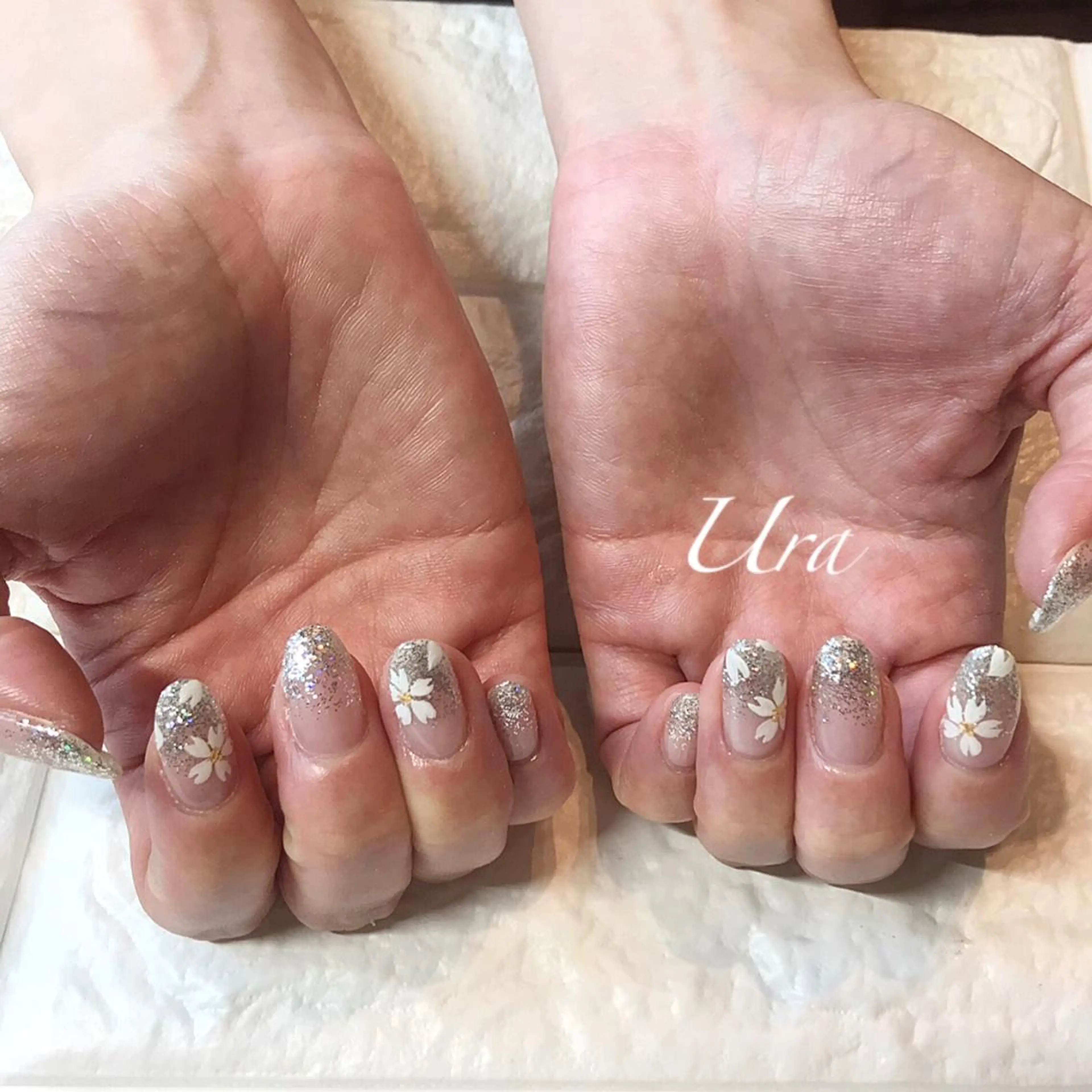 ネイル UrakoNail 《nail》のネイルデザイン