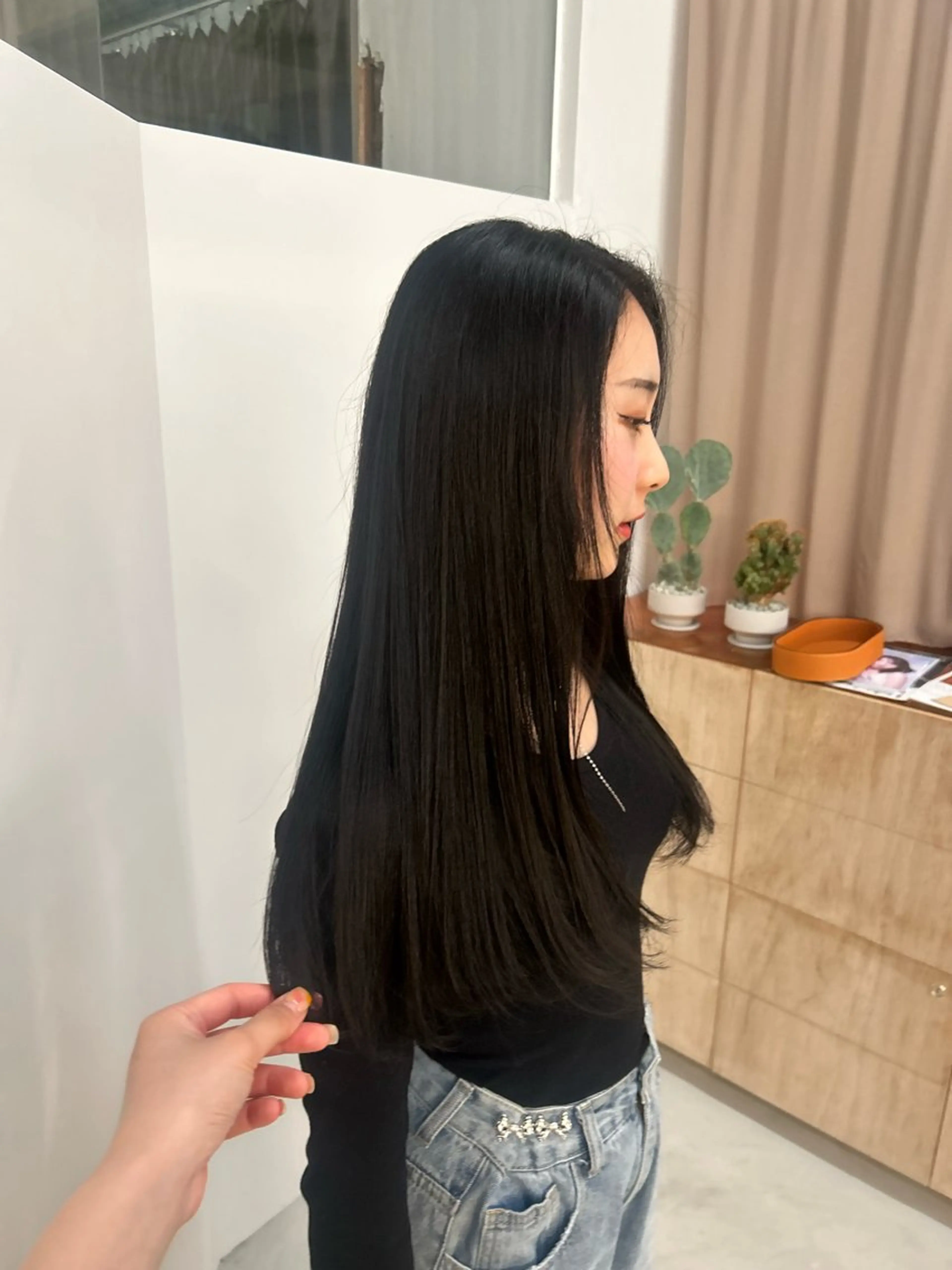 ロング トリートメント 新貝楓🌀 透明感カラーのヘアスタイル
