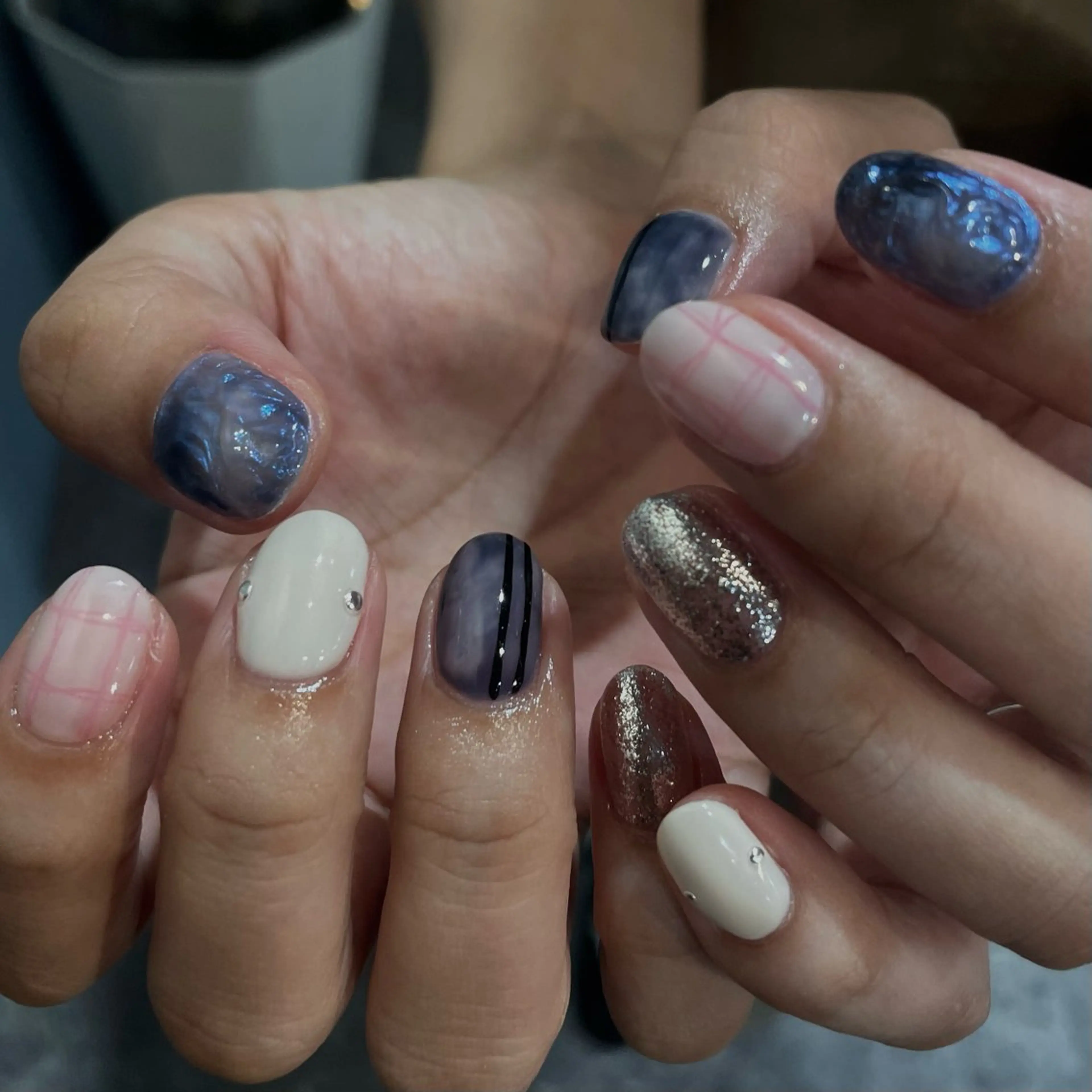 ネイル ハンドネイル OAK中目黒 ネイリスト Nicoのネイルデザイン