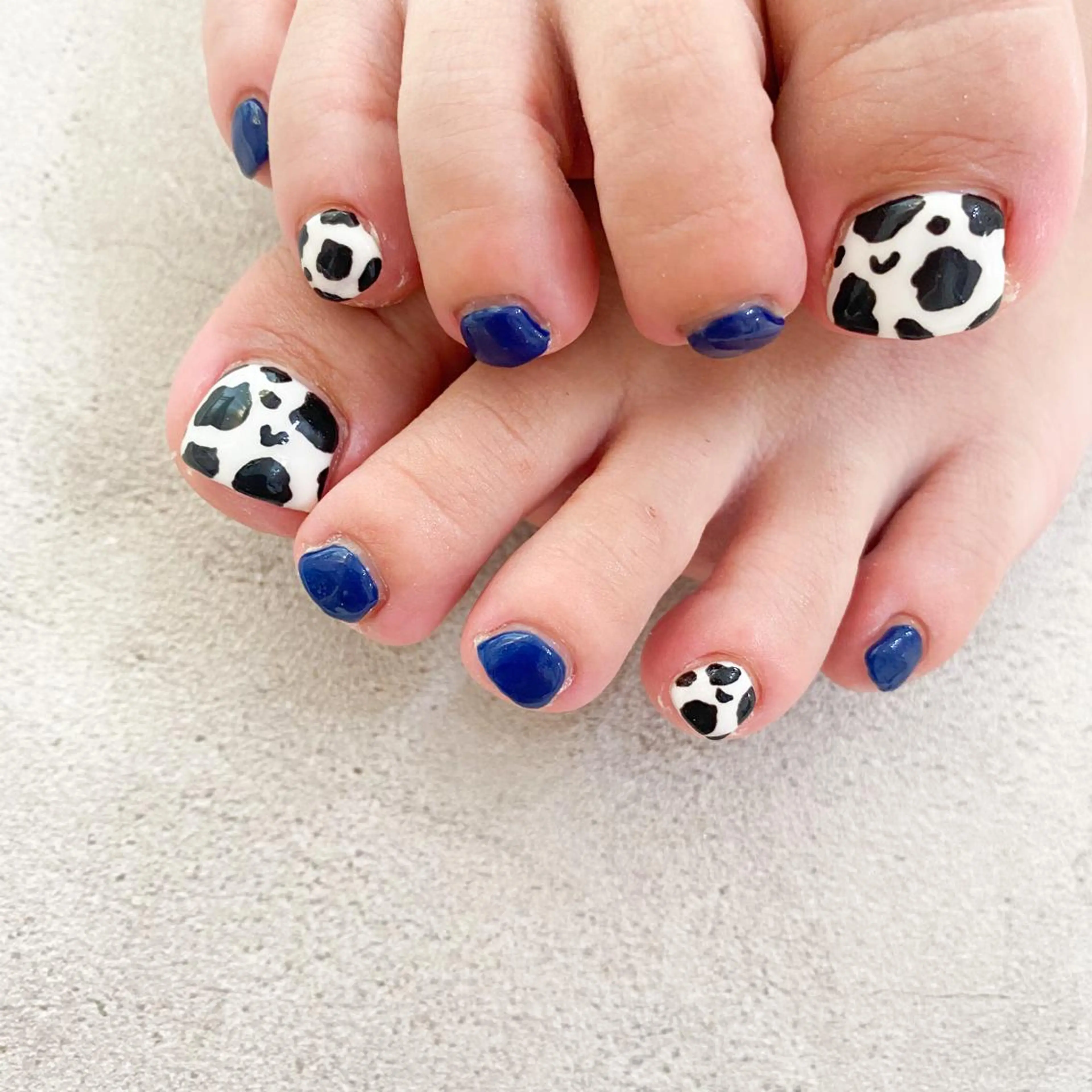 ネイル フットネイル ゴテゴテ💙ワンホン リオナのネイルデザイン