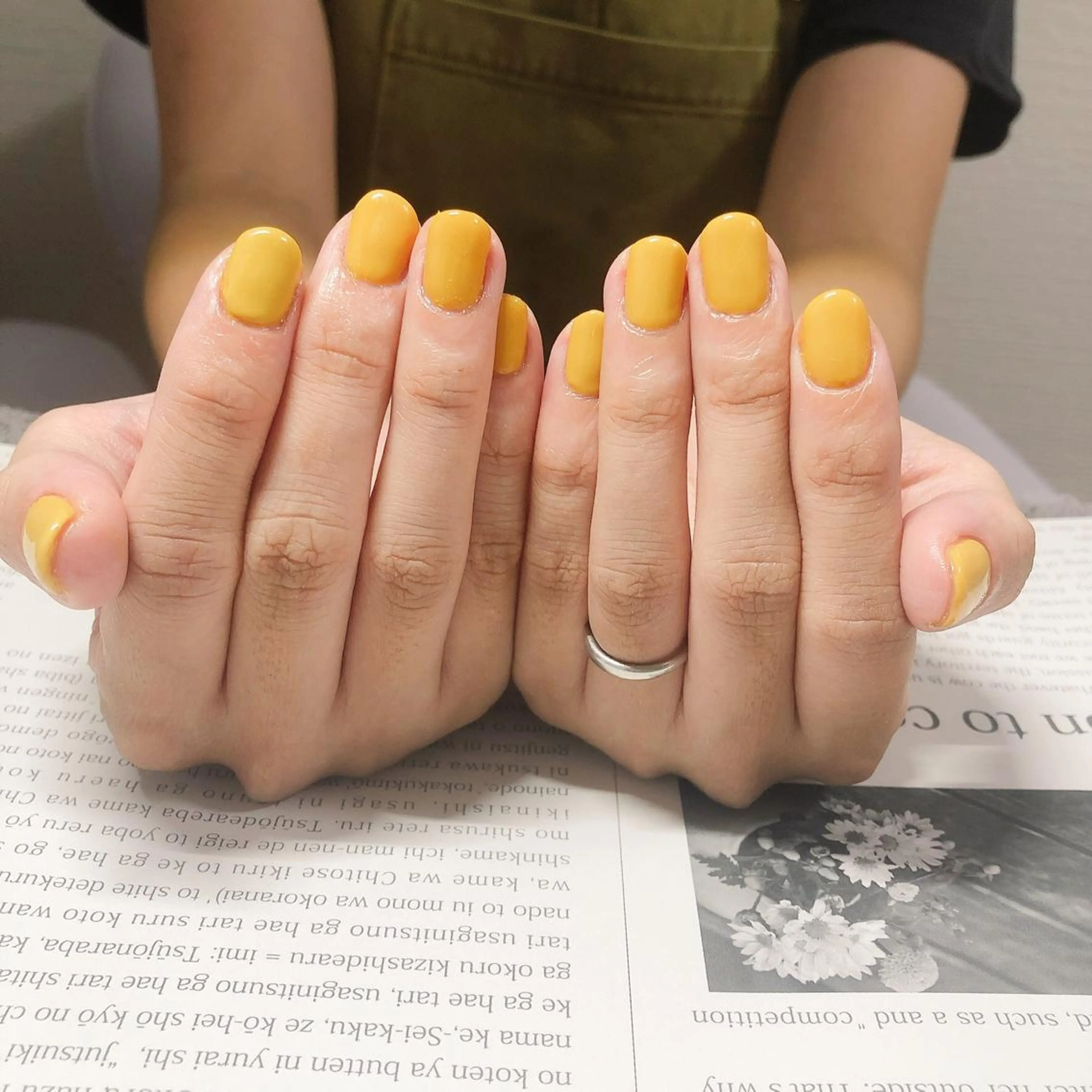 ネイル ワンカラーネイル 奥園 良恵のネイルデザイン