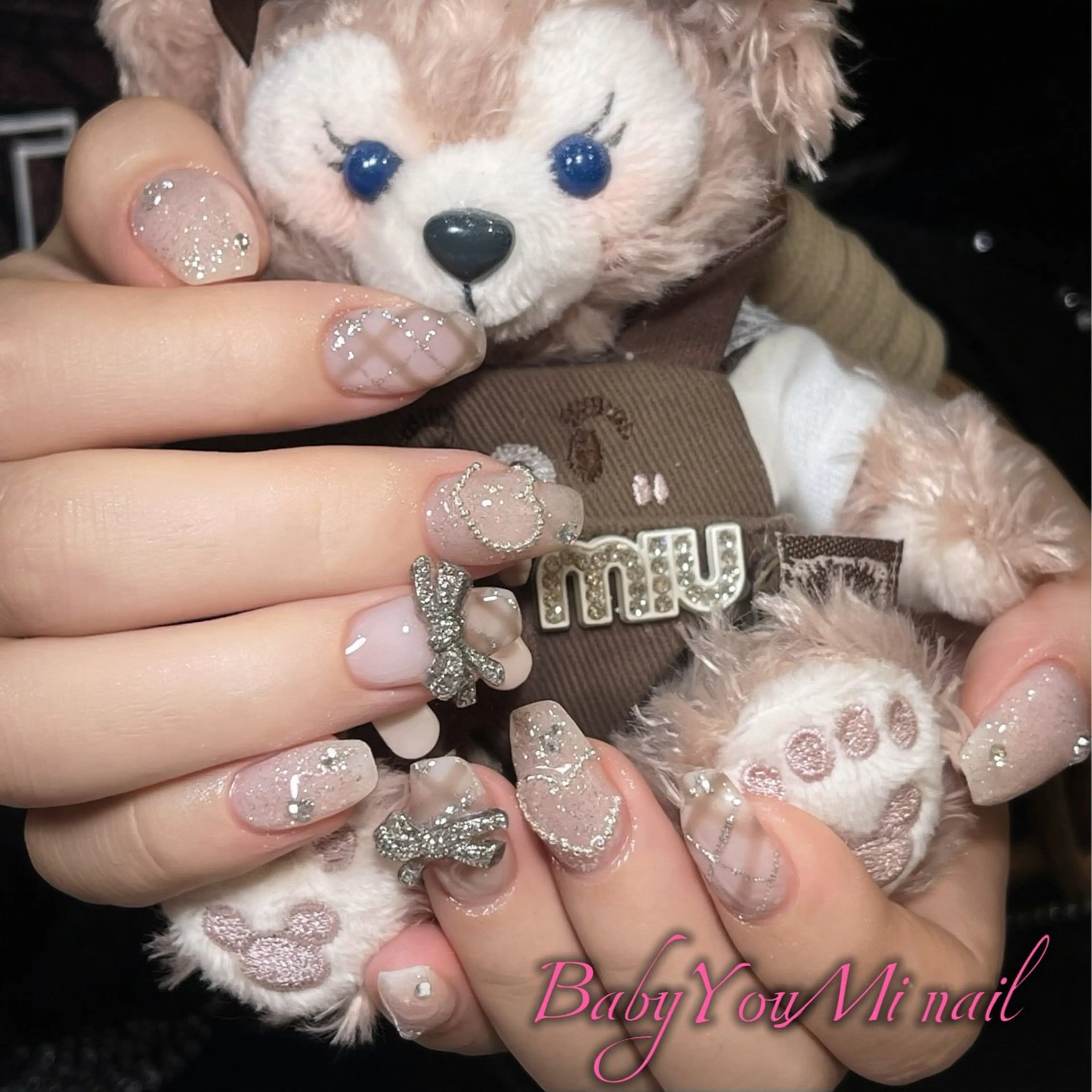 ネイル オーロラネイル フラワーネイル フットネイル フレンチネイル ジェルネイル ハンドネイル BabyYouMi ねねのネイルデザイン