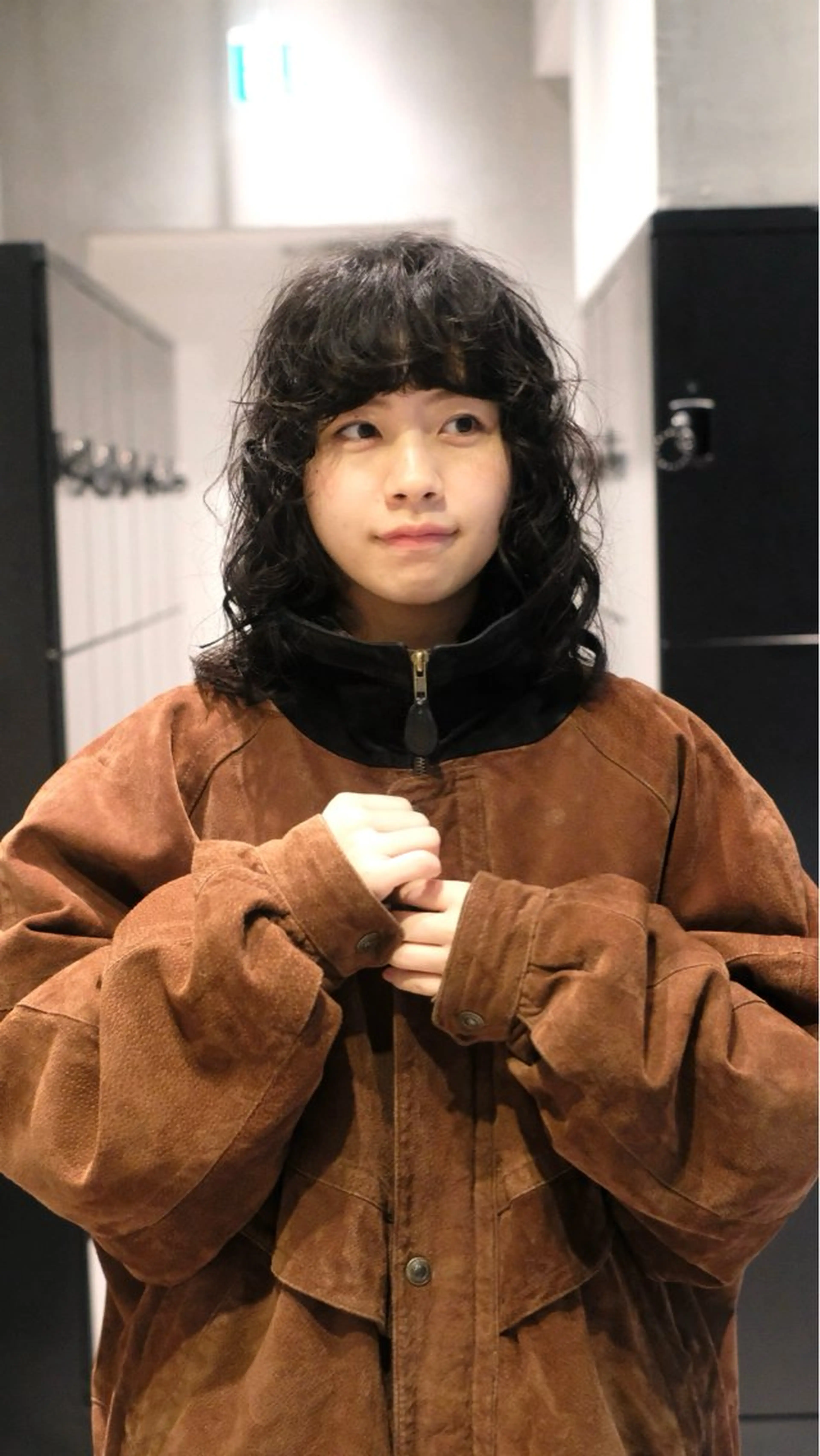 ミディアム パーマ 瓜谷 亮磨のヘアスタイル