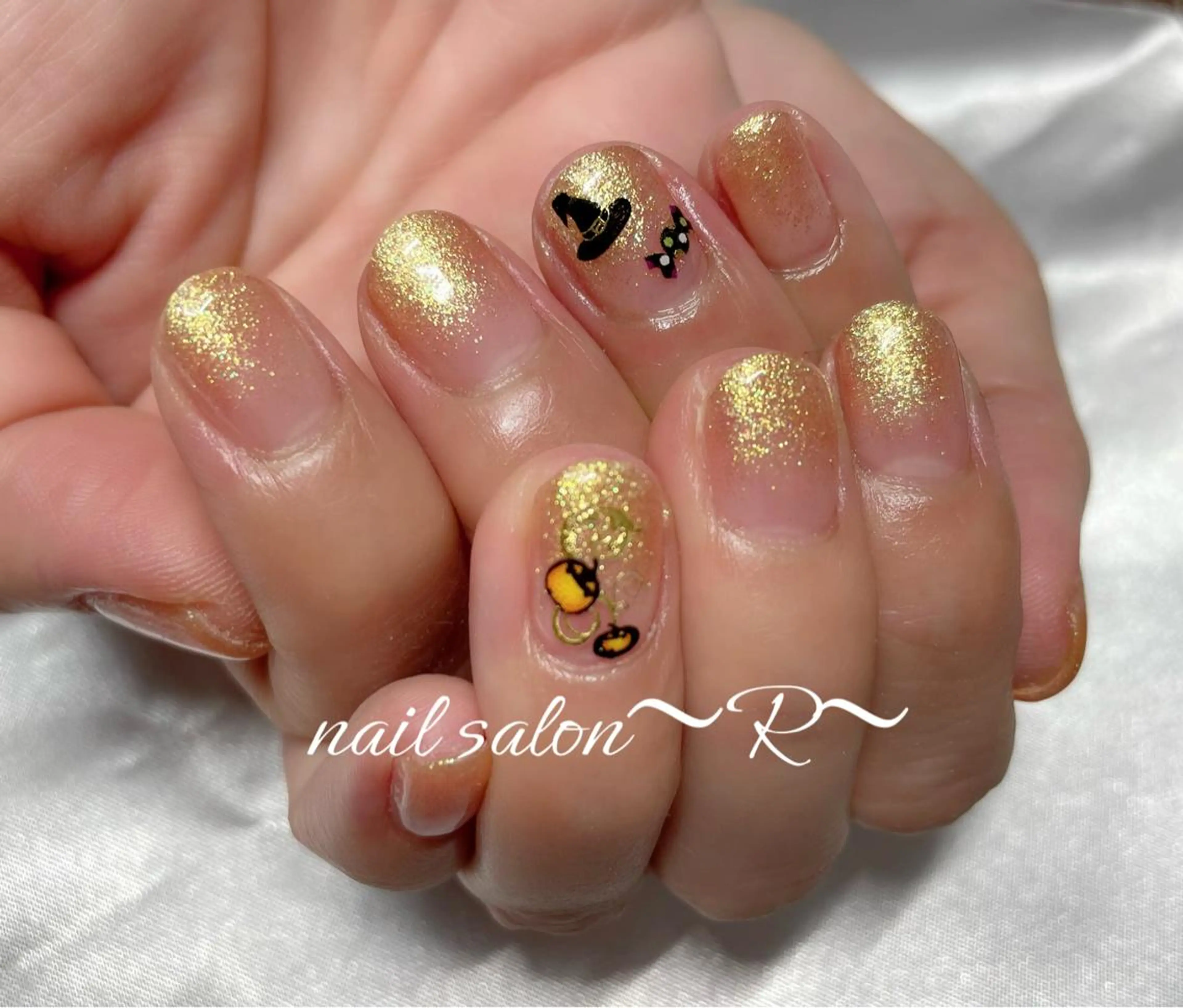 ネイル ハロウィン 持ち込み ハンドネイル 〜 R〜 プライベートサロンのネイルデザイン