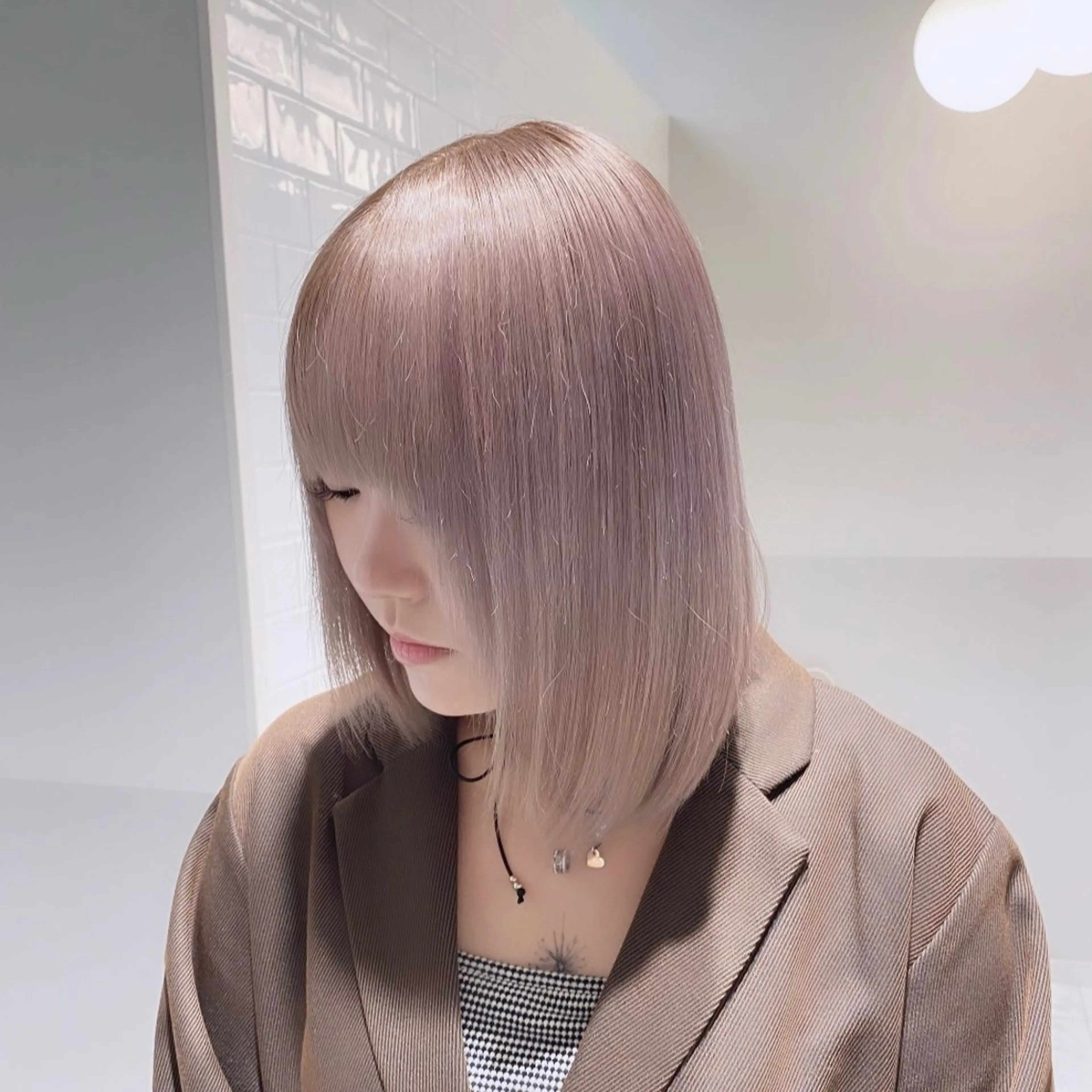 ミディアム カラー ヘアアレンジ メンズ ヘアカラー トリートメント SALOWIN所属・ハイトーン美容師 MASATOのヘアスタイル