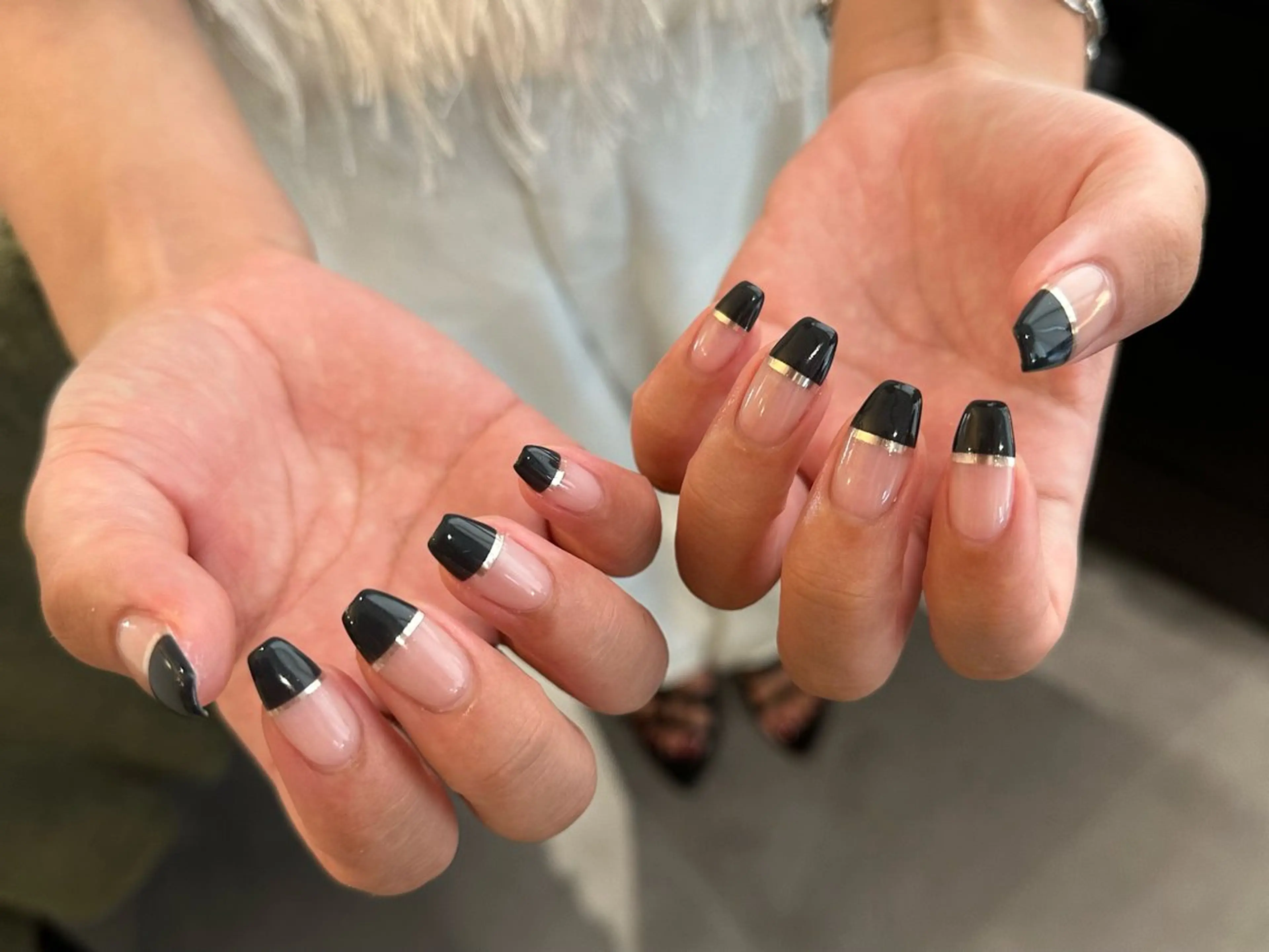 ネイル ミラーネイル ネイビー シルバー ハンドネイル etorca nailのネイルデザイン