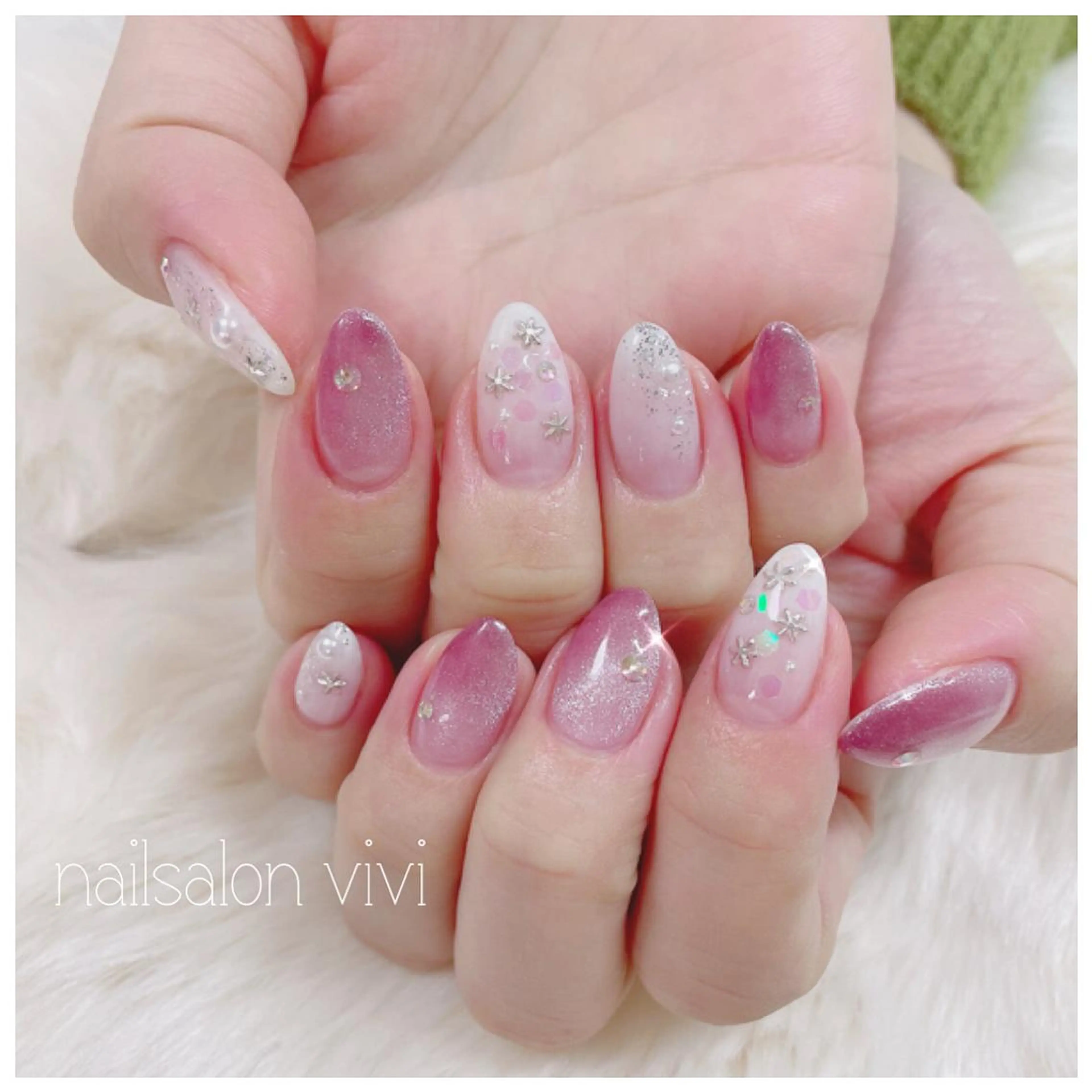 ネイル ＶＩＶＩ nailsalonのネイルデザイン