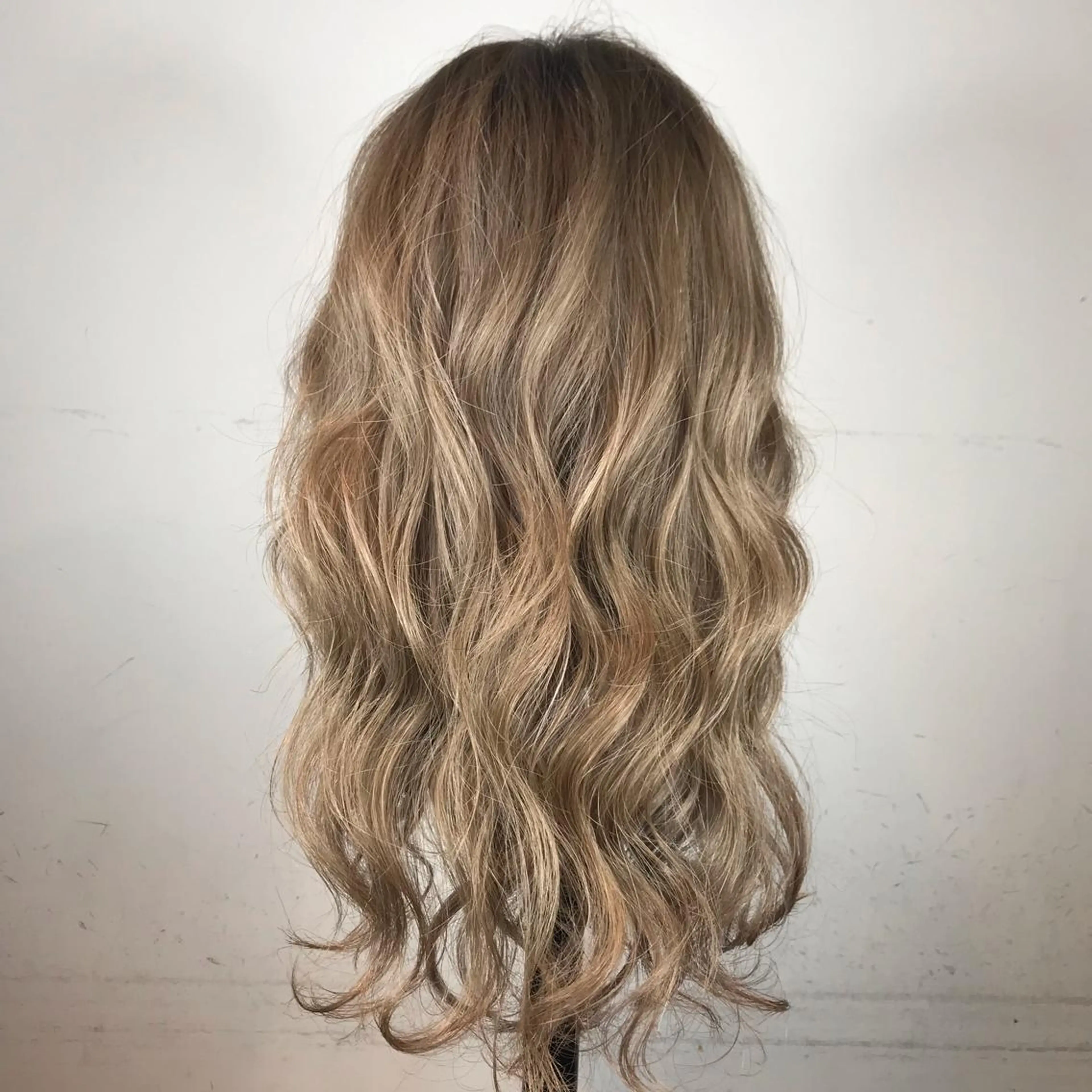 ロング カラー ヘアアレンジ knock【ノック】所属・烏丸韓国ヘア🇰🇷 ayaka🎀のヘアスタイル