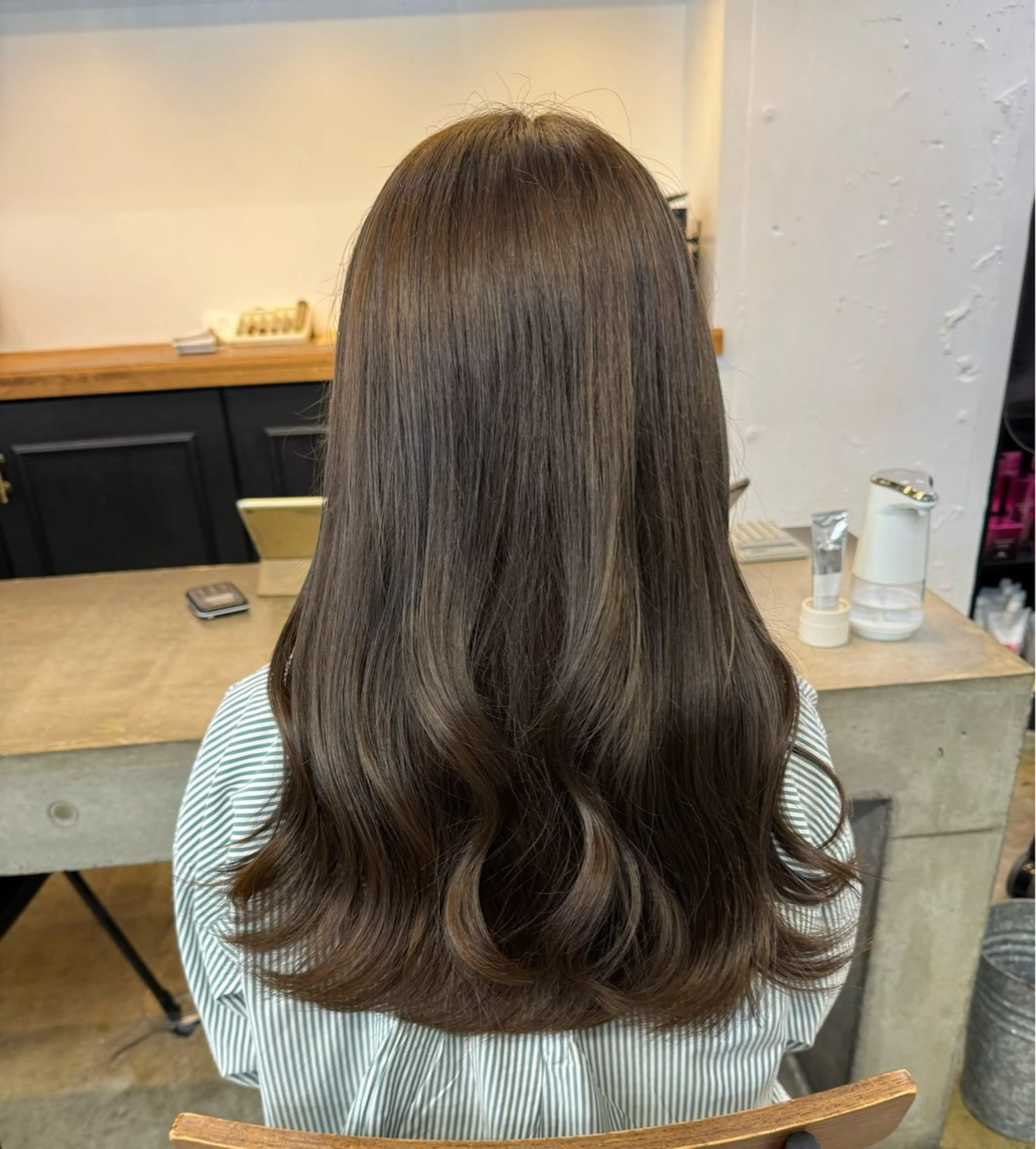 セミロング カラー カット ヘアカラー トリートメント 🦄垢抜けボブ特化× 暖色カラー未来🦄のヘアスタイル