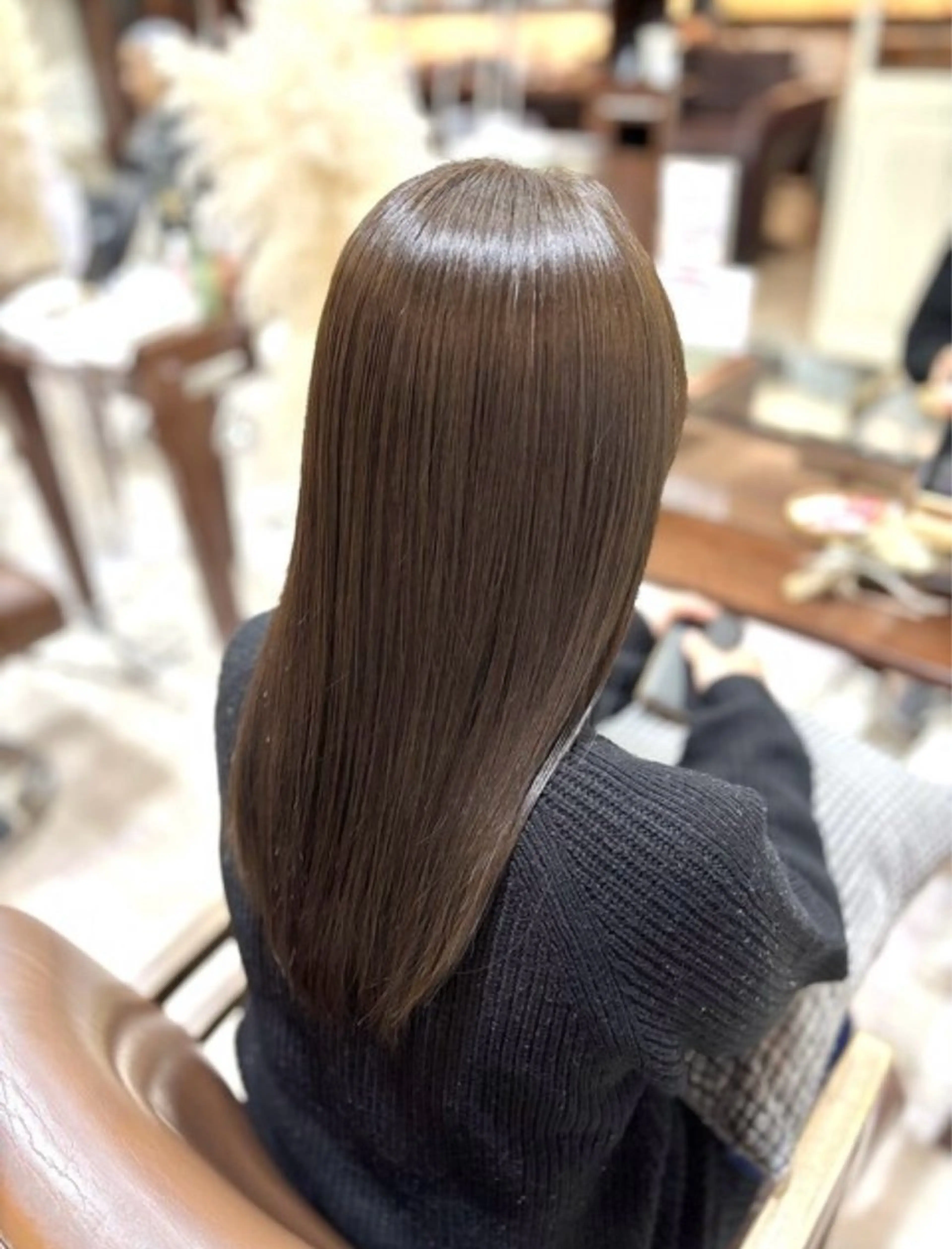 カット+美容液カラー+髪質改善トリートメント🫧の写真