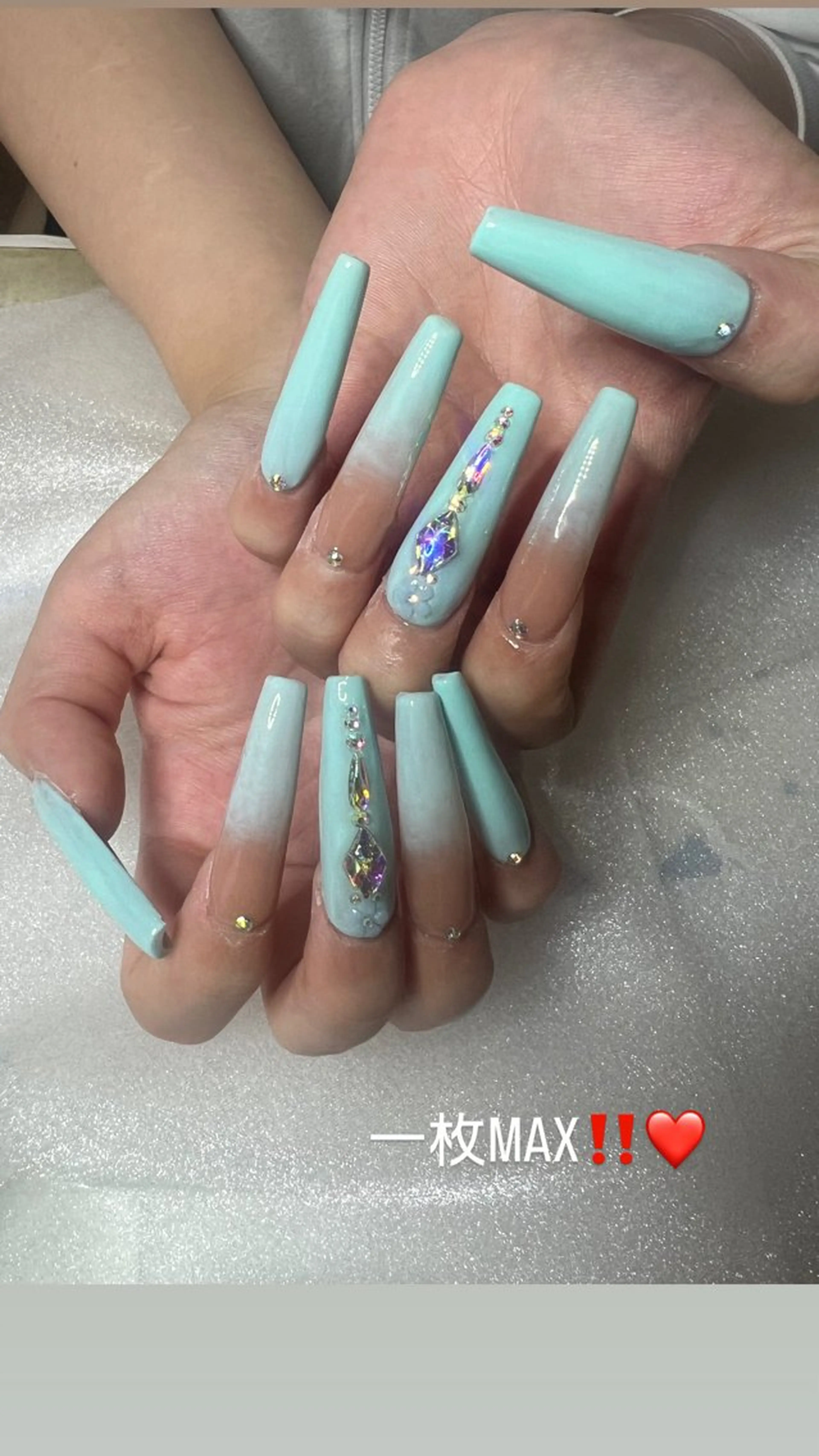 ネイル 星 亜也加のネイルデザイン