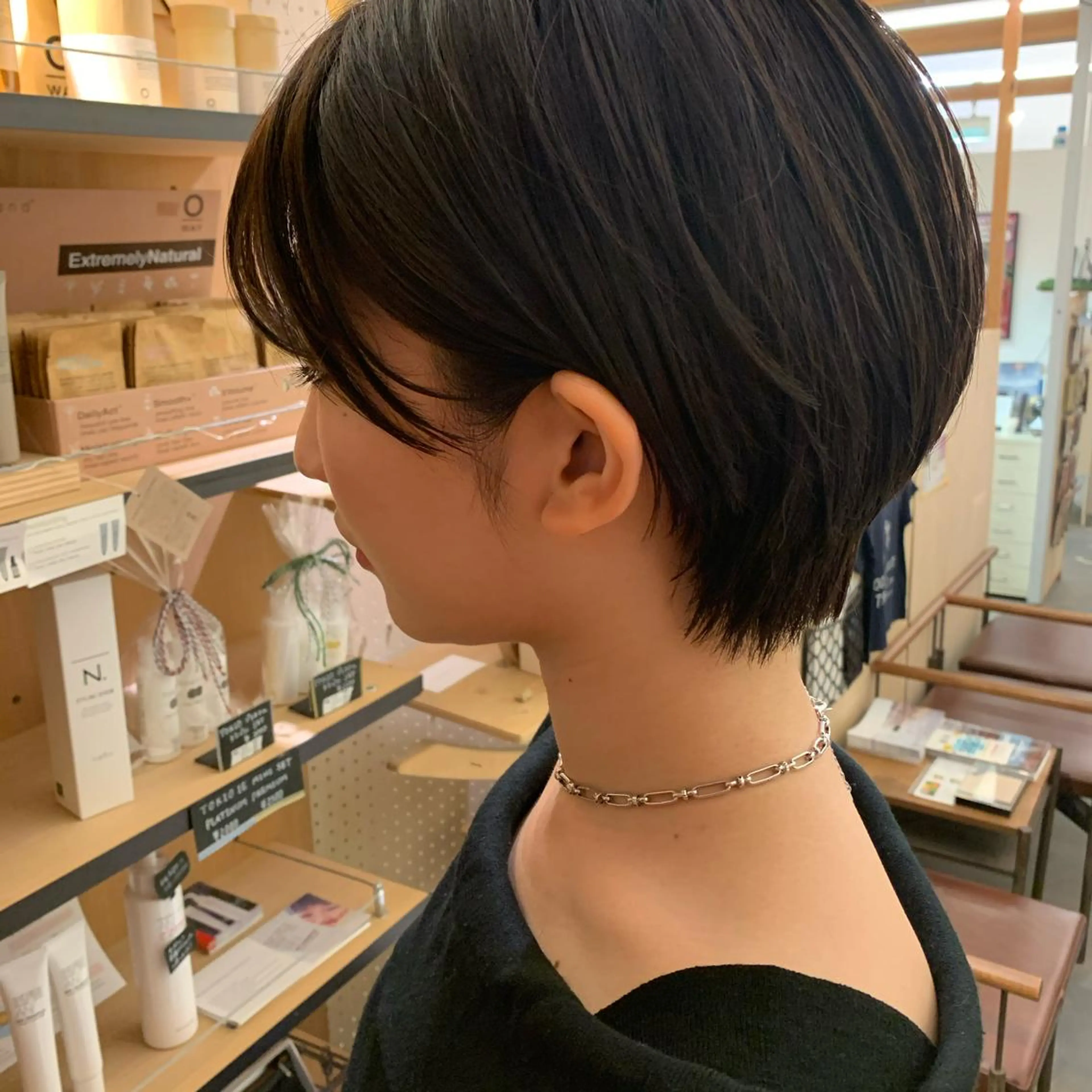 ショート カット 艶髪color💎髪 質改善ストレート大吉のヘアスタイル